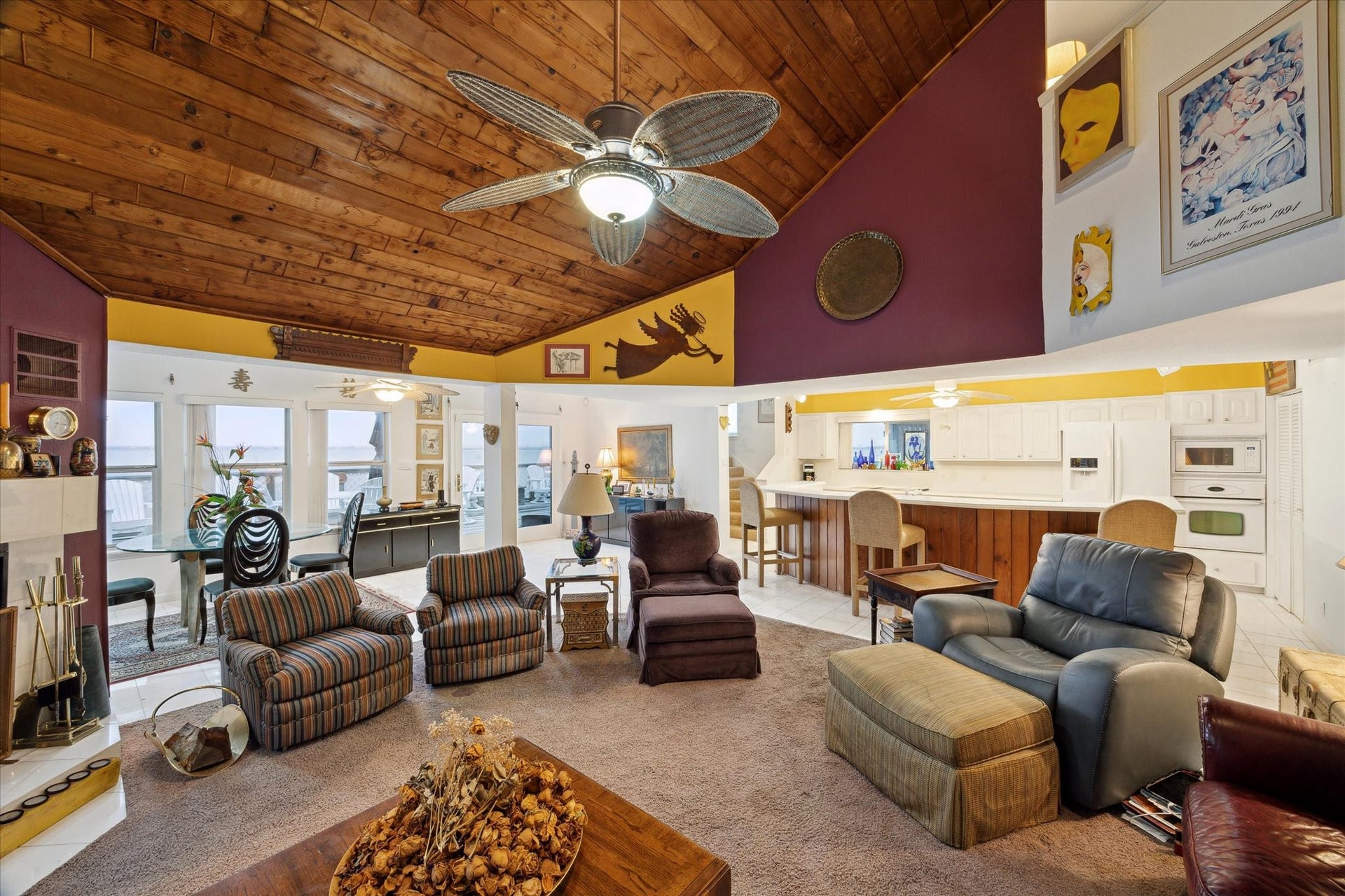 251 Isles End Road, Tiki Island, TX 77554 251 Isles End Road, Tiki Island, TX 77554