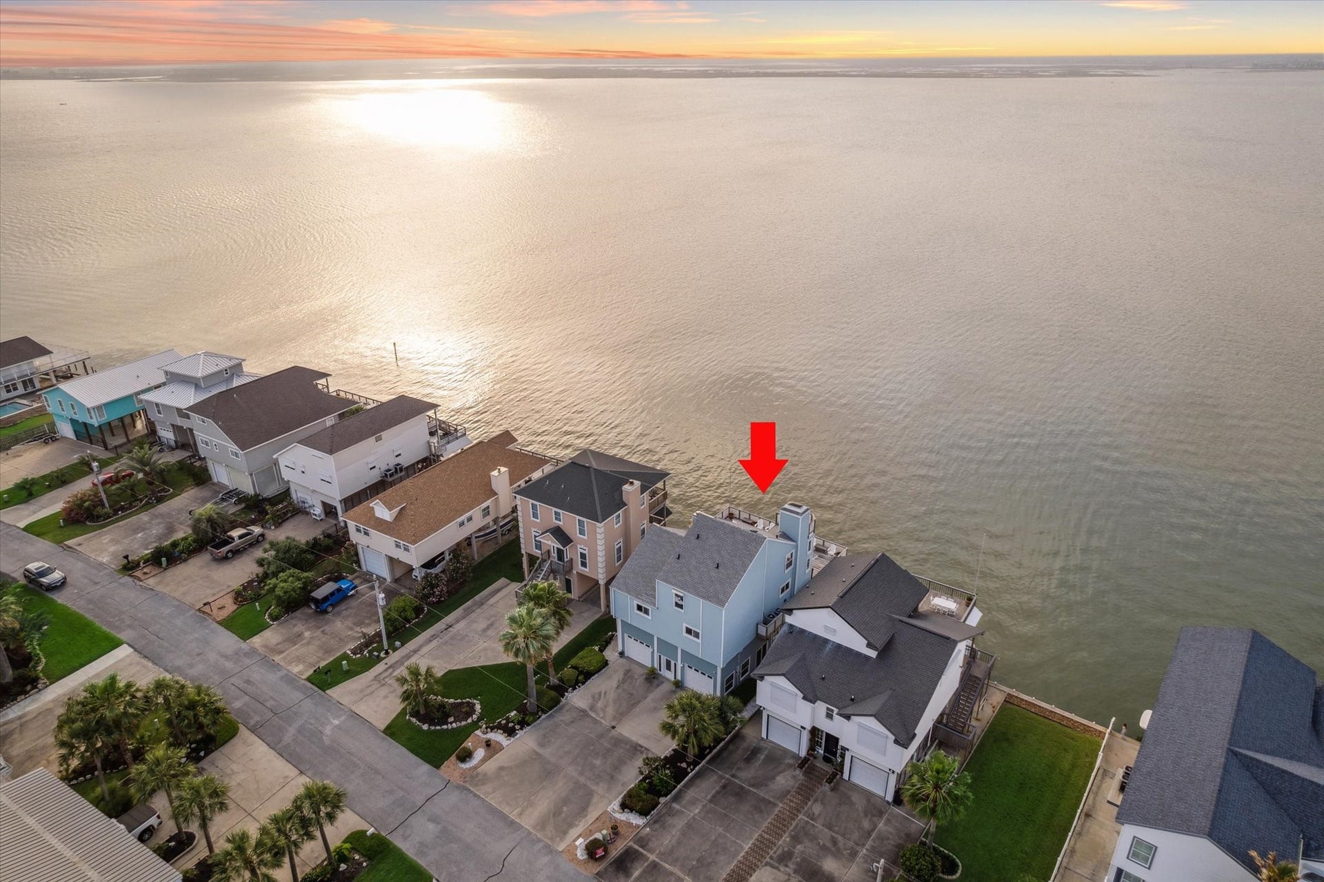 251 Isles End Road, Tiki Island, TX 77554 251 Isles End Road, Tiki Island, TX 77554