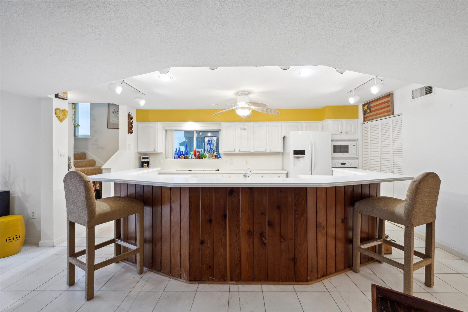 251 Isles End Road, Tiki Island, TX 77554 251 Isles End Road, Tiki Island, TX 77554