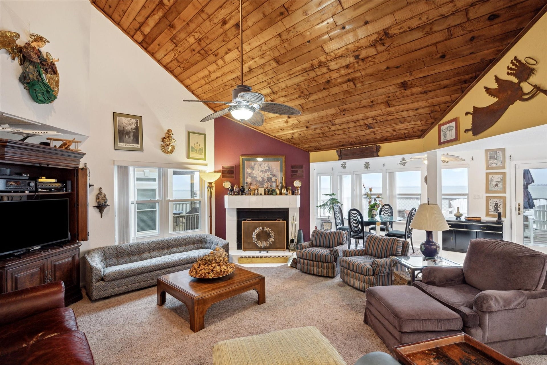 251 Isles End Road, Tiki Island, TX 77554 251 Isles End Road, Tiki Island, TX 77554