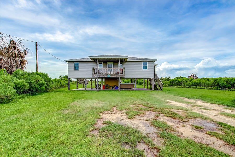 Property photo for 3253 Hwy 87, Crystal Beach, TX