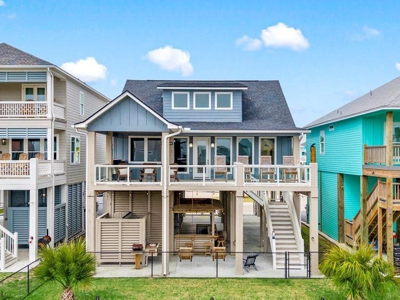 Property photo for 1990 Royalville Court, Crystal Beach, TX