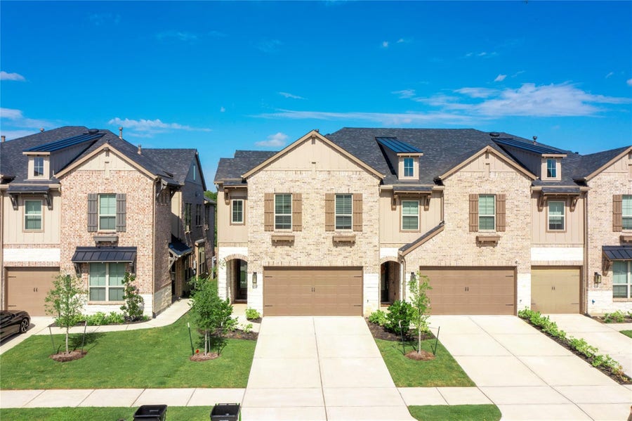 Property photo for 6522 Bramble Cove Lane, Fulshear, TX