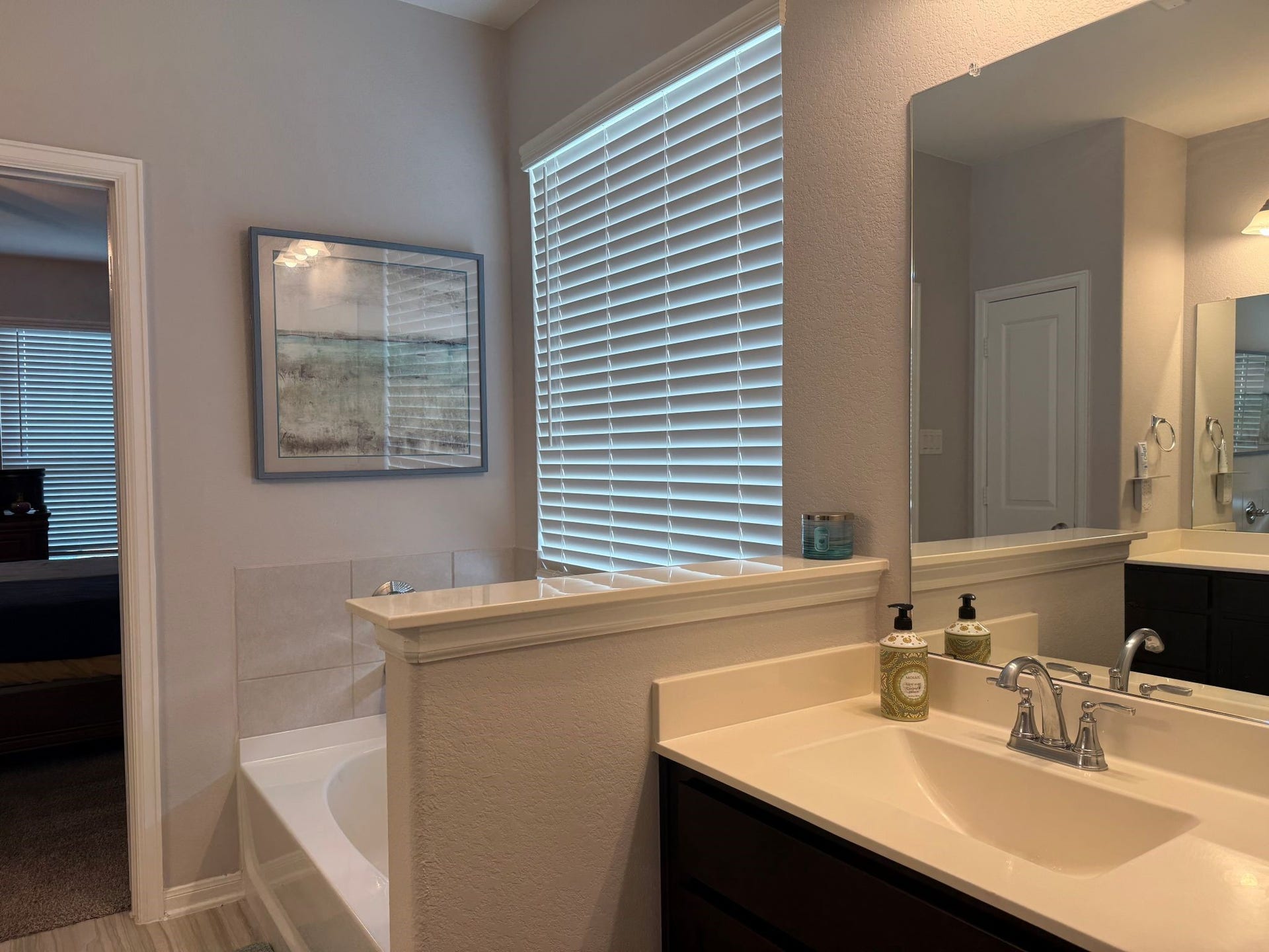 311 Shiraz Drive, Alvin, TX 77511 311 Shiraz Drive, Alvin, TX 77511
