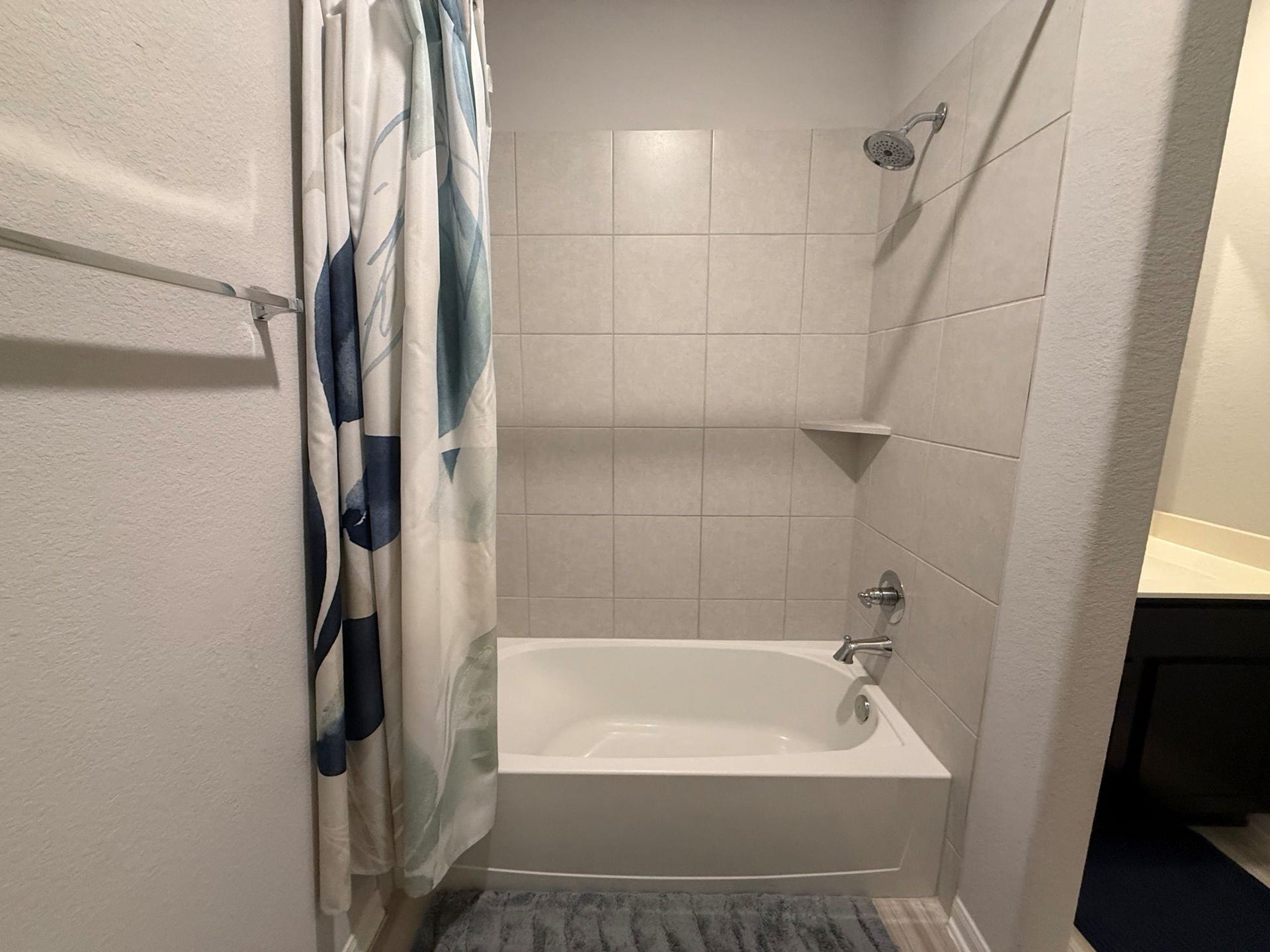 311 Shiraz Drive, Alvin, TX 77511 311 Shiraz Drive, Alvin, TX 77511
