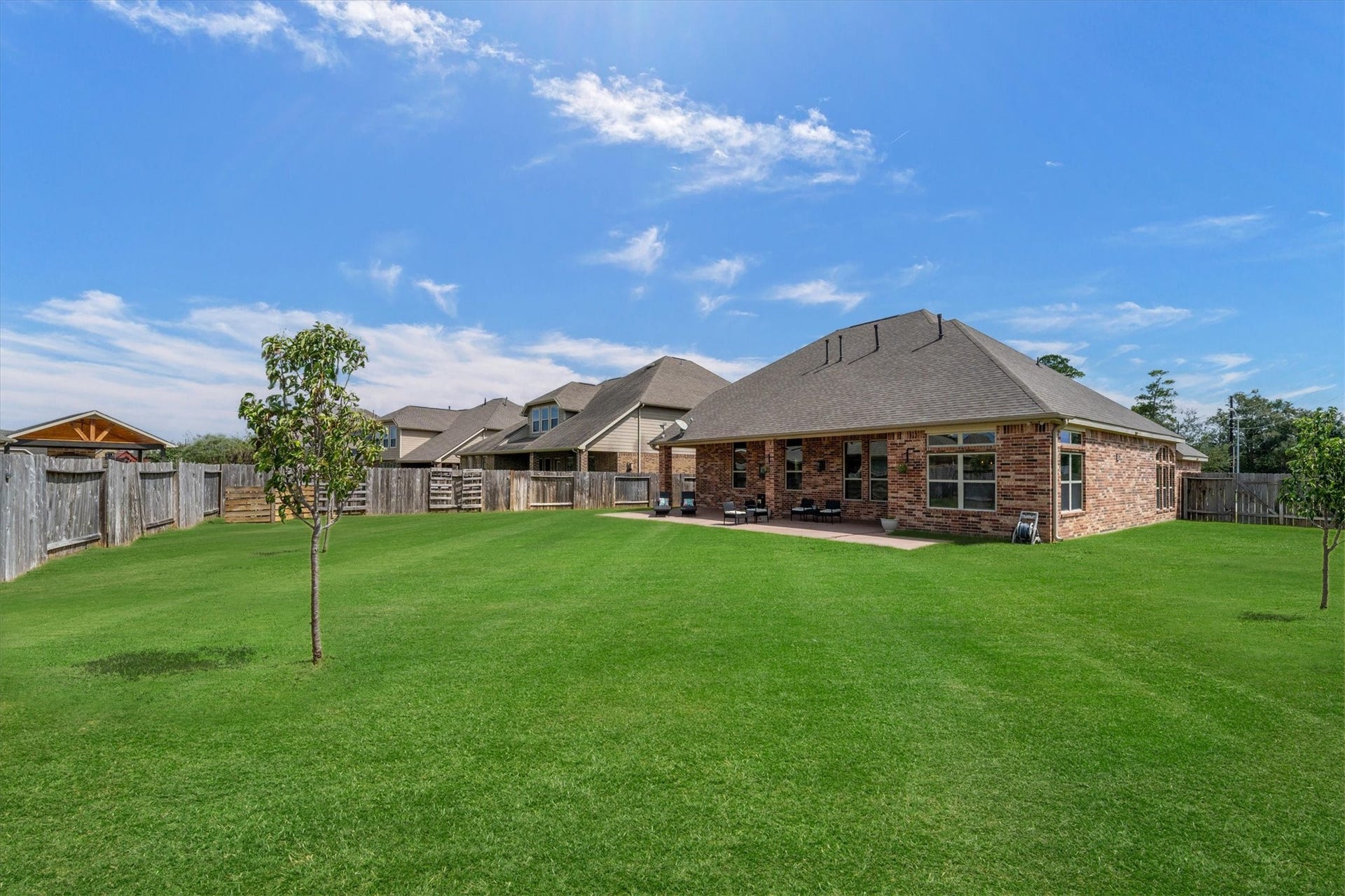 17903 Fernwood Bend Drive, Tomball, TX 77377 This too.