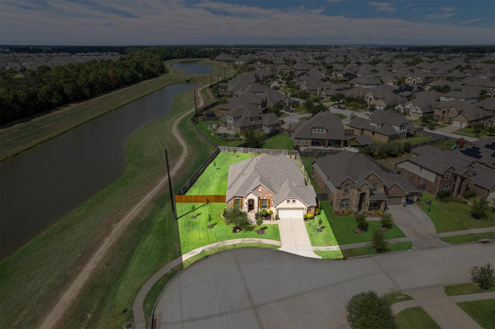 17903 Fernwood Bend Drive, Tomball, TX 77377 Just look at that gorgeous lot holding your new home.