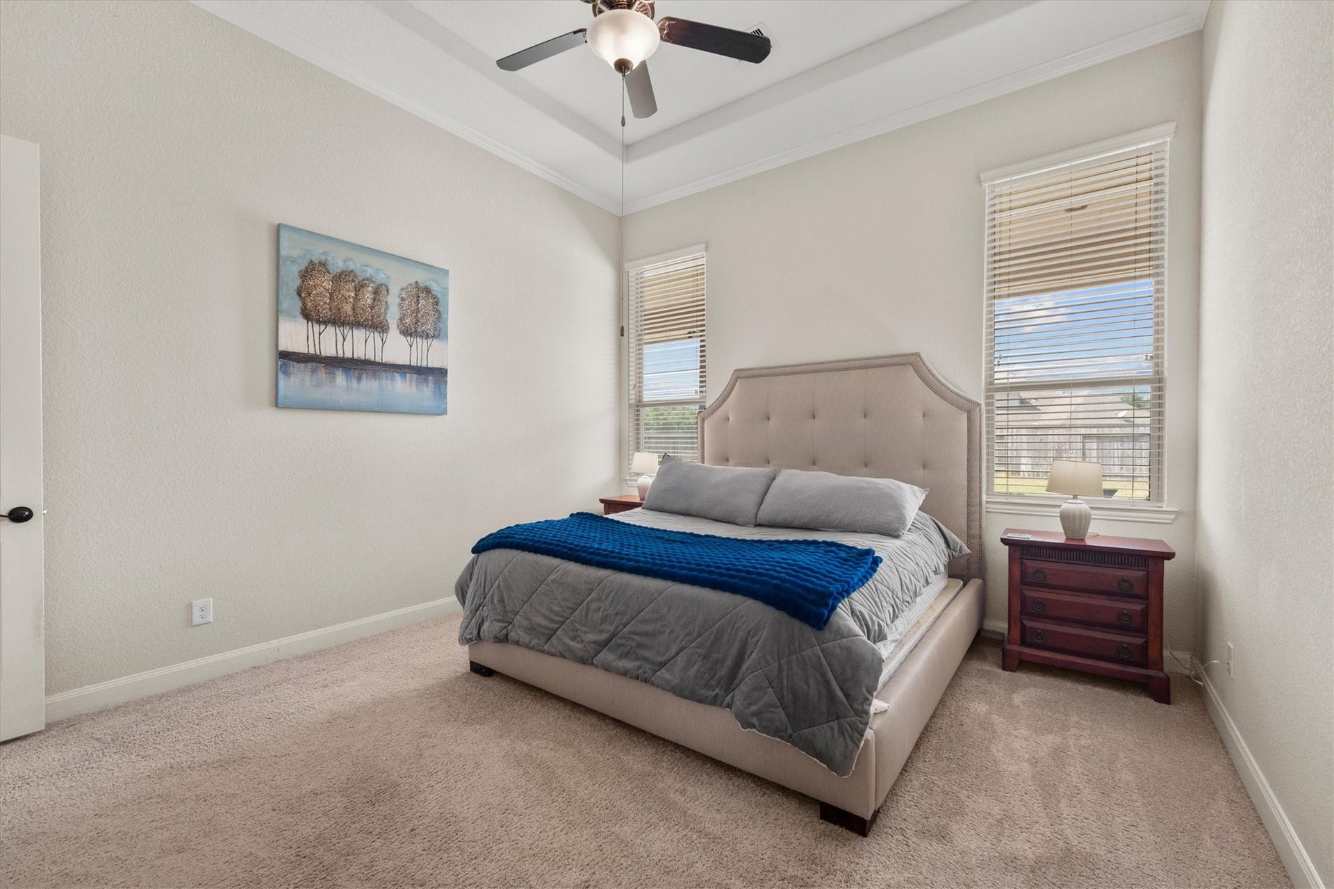 17903 Fernwood Bend Drive, Tomball, TX 77377 Have a bold furniture set? Bring it. This layout can handle it.