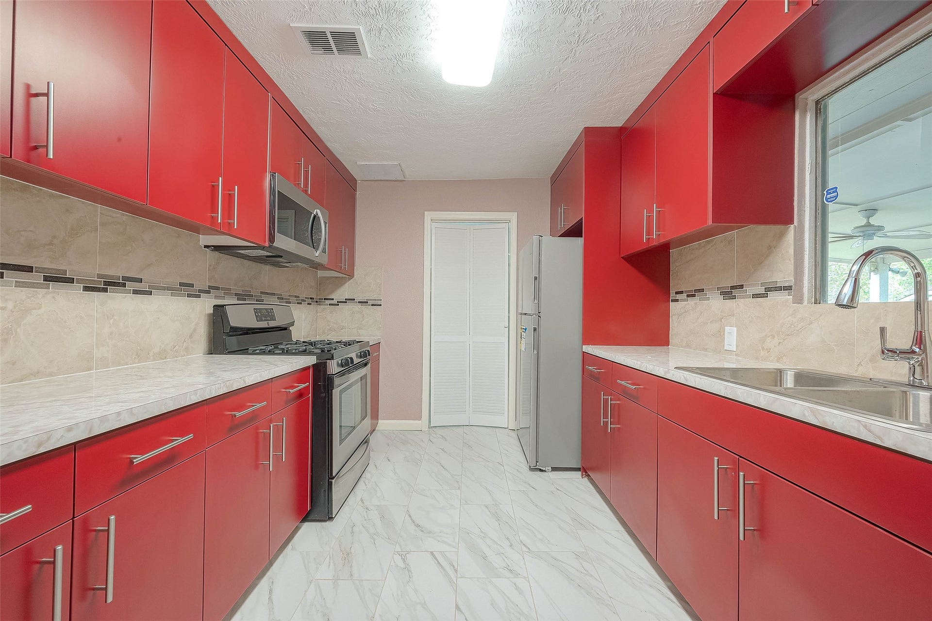 7022 Triola Lane, Houston, TX 77074 7022 Triola Lane, Houston, TX 77074