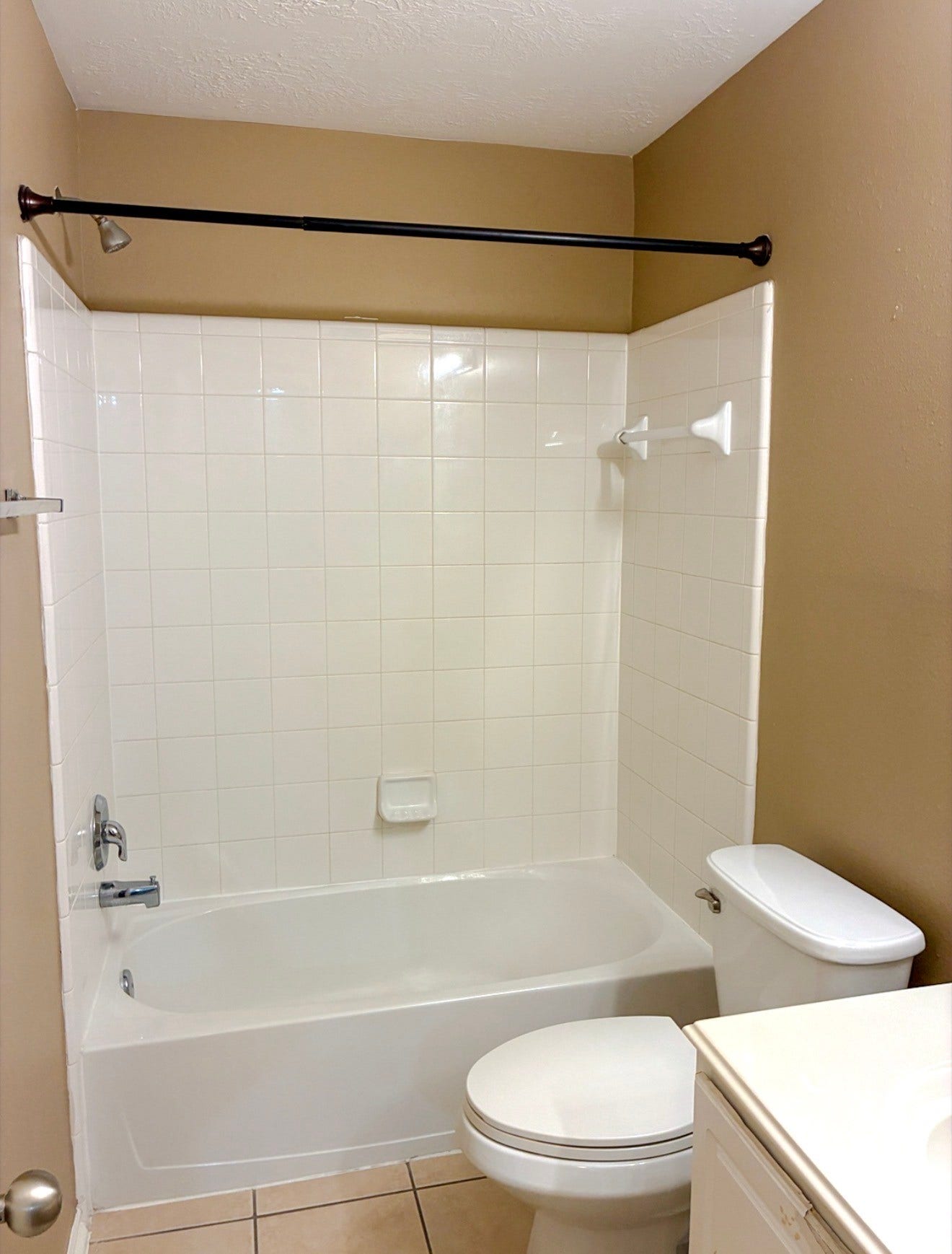 13119 Peppergate Lane, Houston, TX 77044 13119 Peppergate Lane, Houston, TX 77044