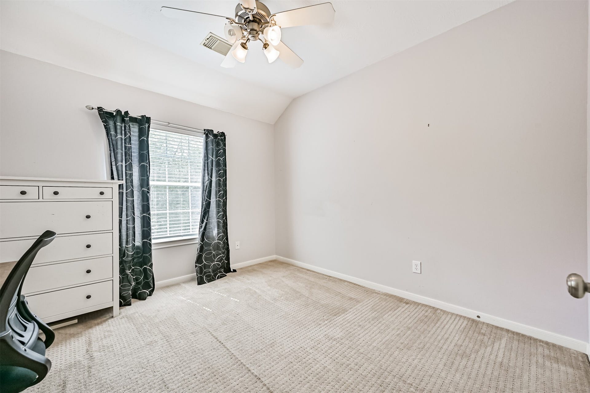 12527 Saratoga Woods Lane, Humble, TX 77346 12527 Saratoga Woods Lane, Humble, TX 77346
