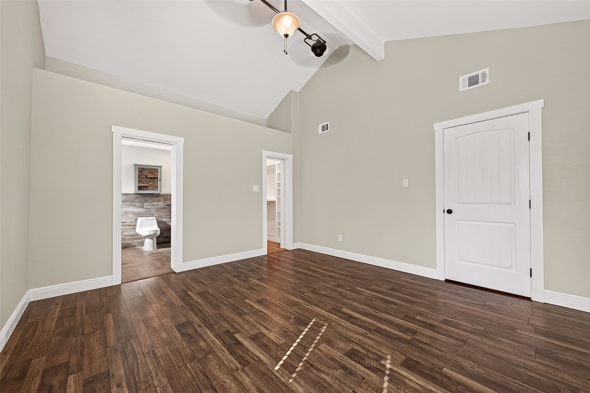 902 Mountain Meadows Drive, Katy, TX 77450
