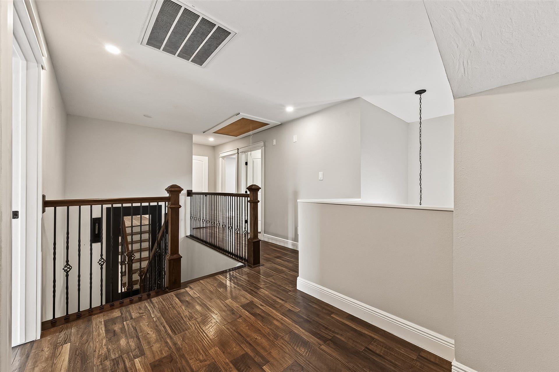 902 Mountain Meadows Drive, Katy, TX 77450