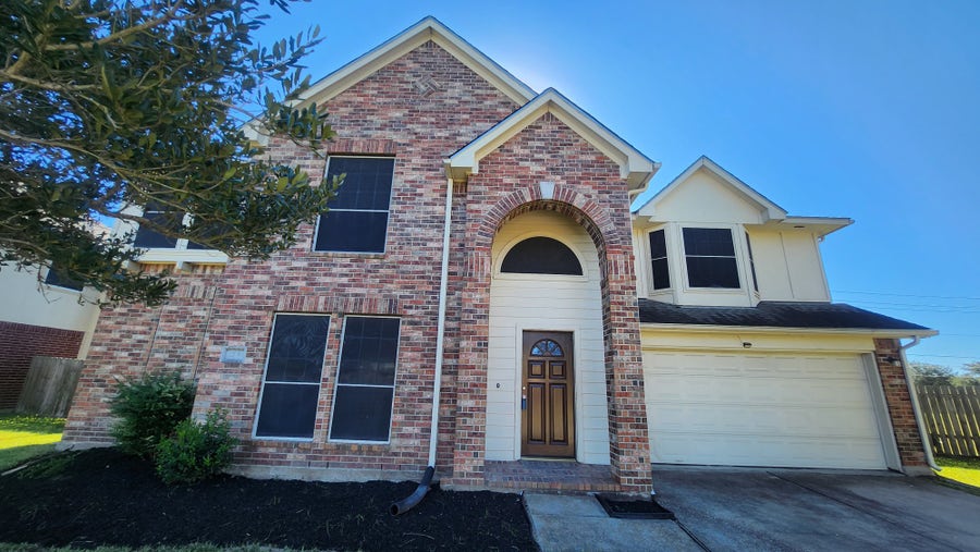 Property photo for 2239 Heatherwood Drive, Missouri City, TX