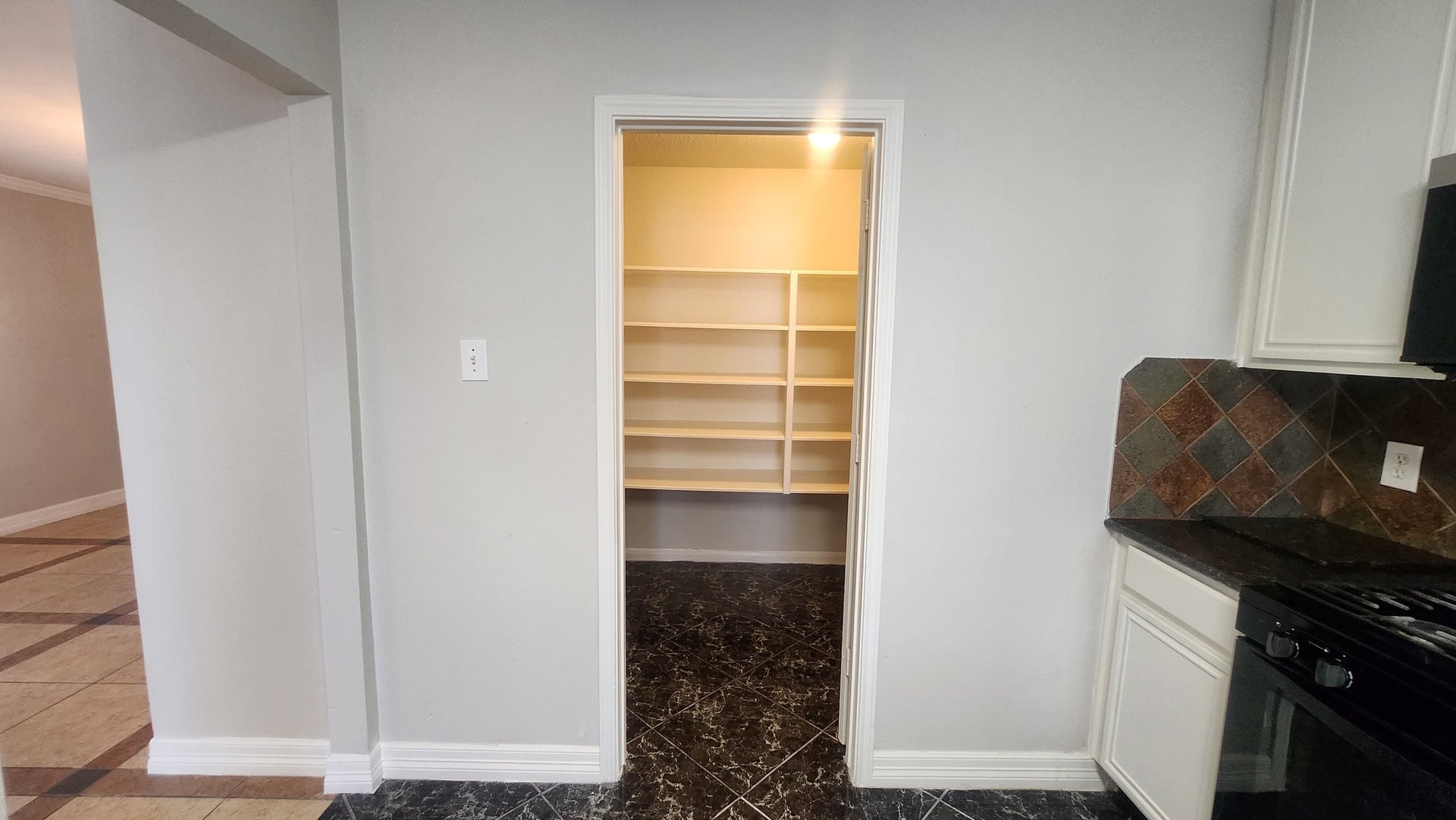 2239 Heatherwood Drive, Missouri City, TX 77489 2239 Heatherwood Drive, Missouri City, TX 77489