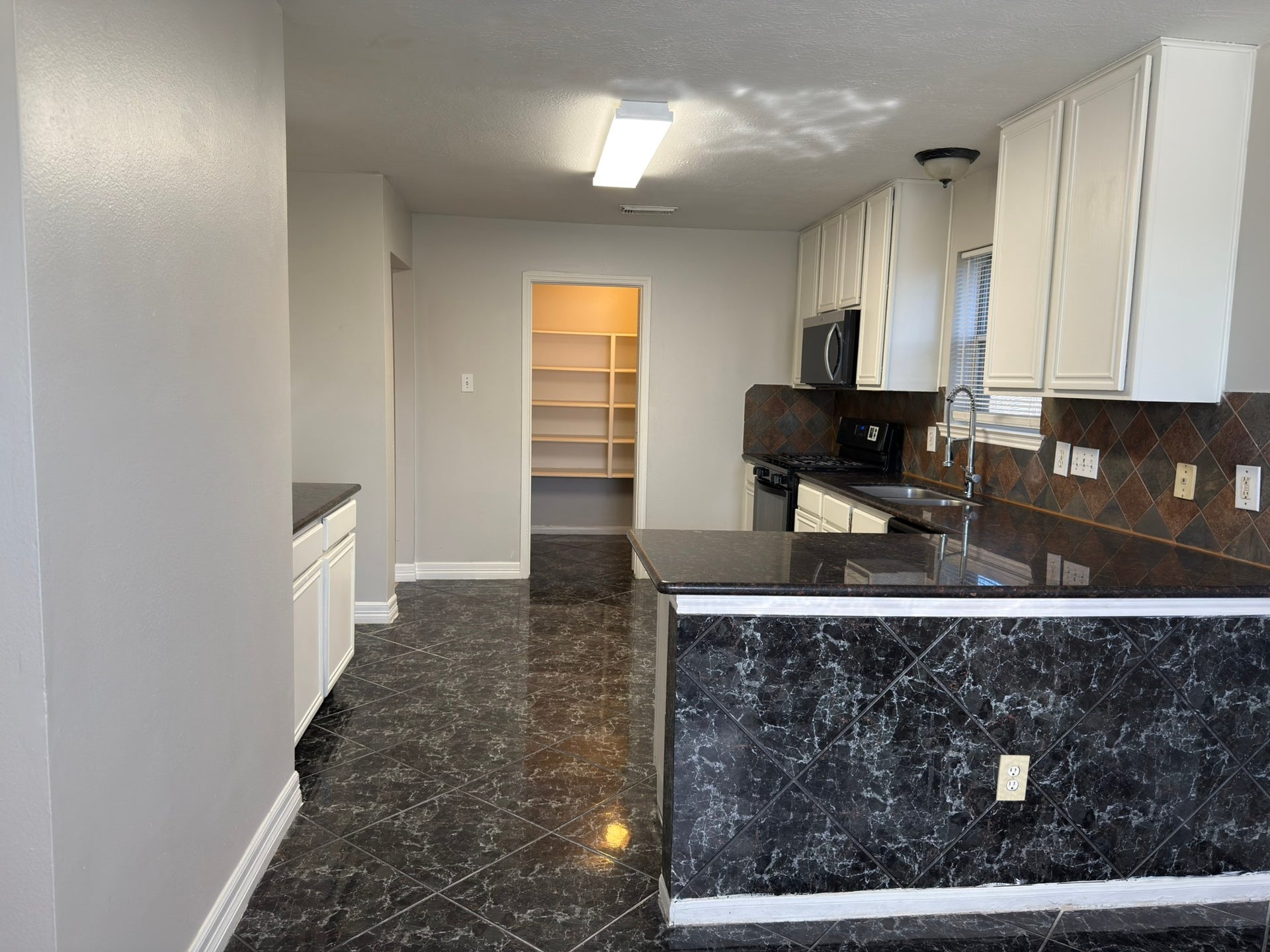 2239 Heatherwood Drive, Missouri City, TX 77489 2239 Heatherwood Drive, Missouri City, TX 77489