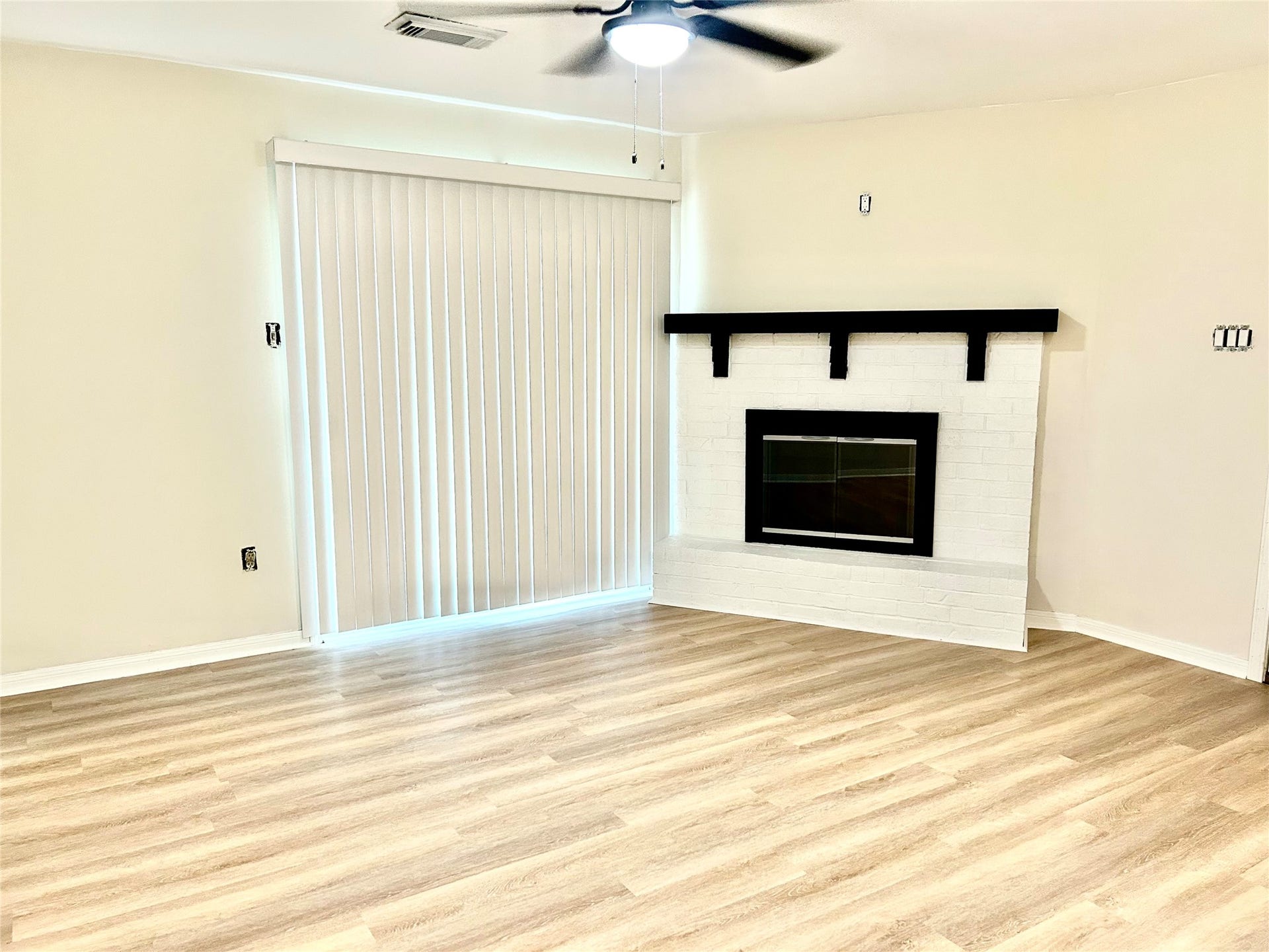 1516 Bay Area Boulevard, #P20, Houston, TX 77058
