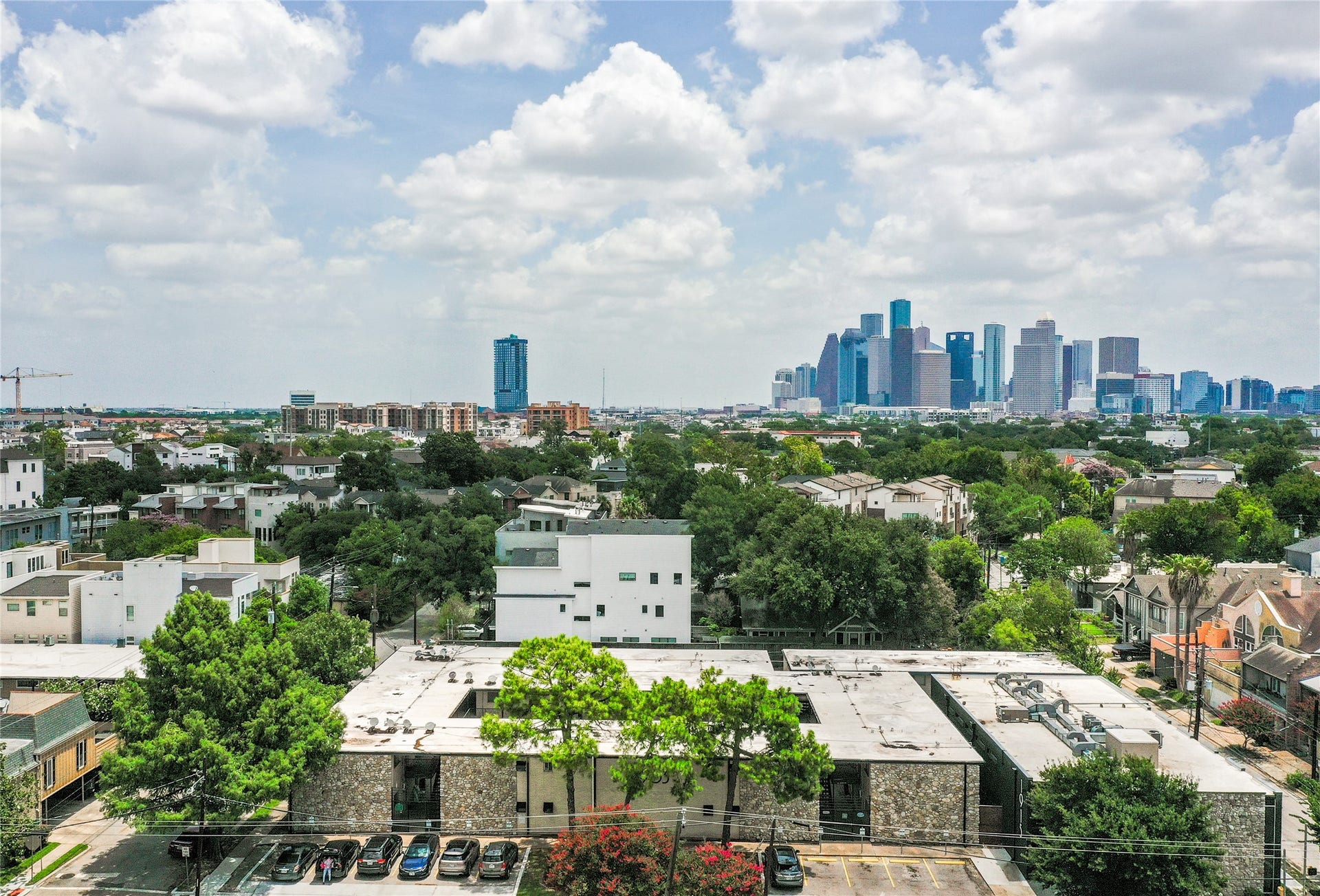 1903 Commonwealth Street, #14, Houston, TX 77006 1903 Commonwealth Street, #14, Houston, TX 77006