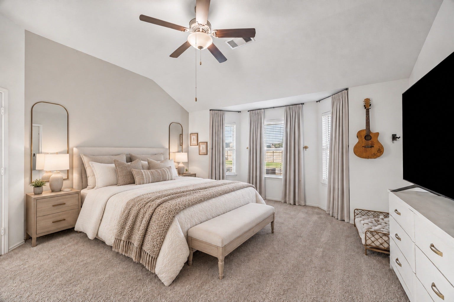 9035 Blue Star Lane, Baytown, TX 77521 Bright secondary bedroom