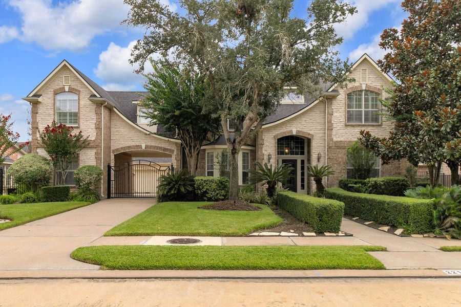 Property photo for 22118 Oakcreek Hollow Lane, Katy, TX
