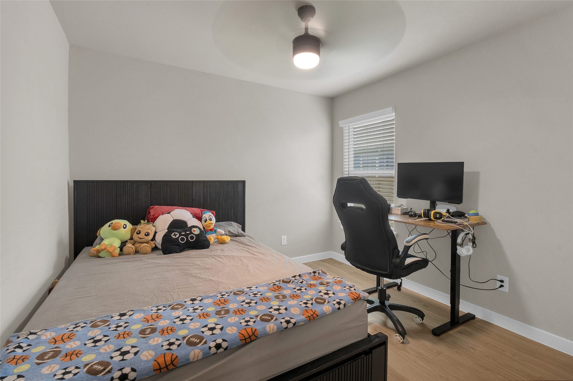 1207 Cavalry Junction Drive, Alvin, TX 77511 Bedroom 3