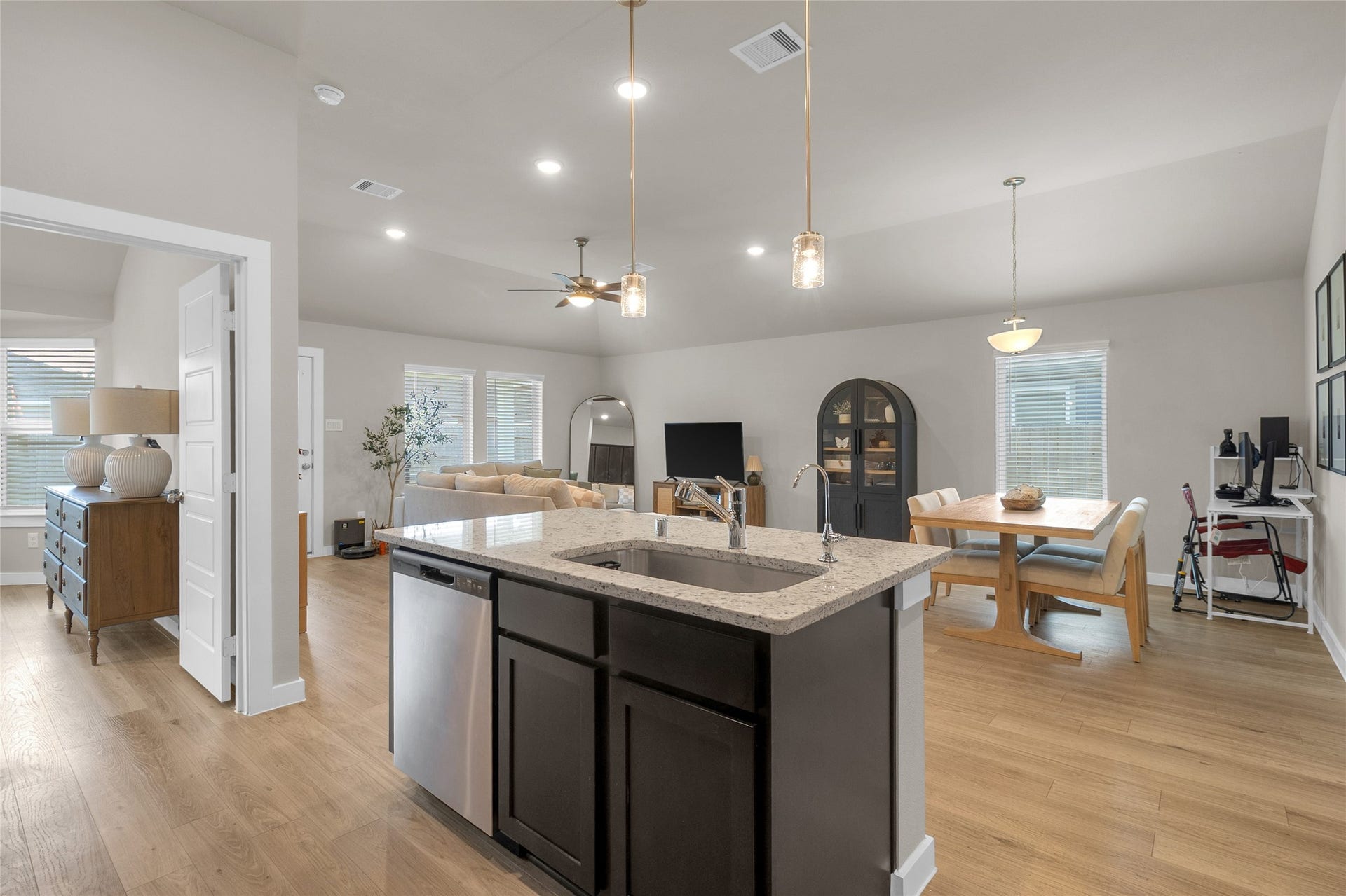 1207 Cavalry Junction Drive, Alvin, TX 77511 1207 Cavalry Junction Drive, Alvin, TX 77511