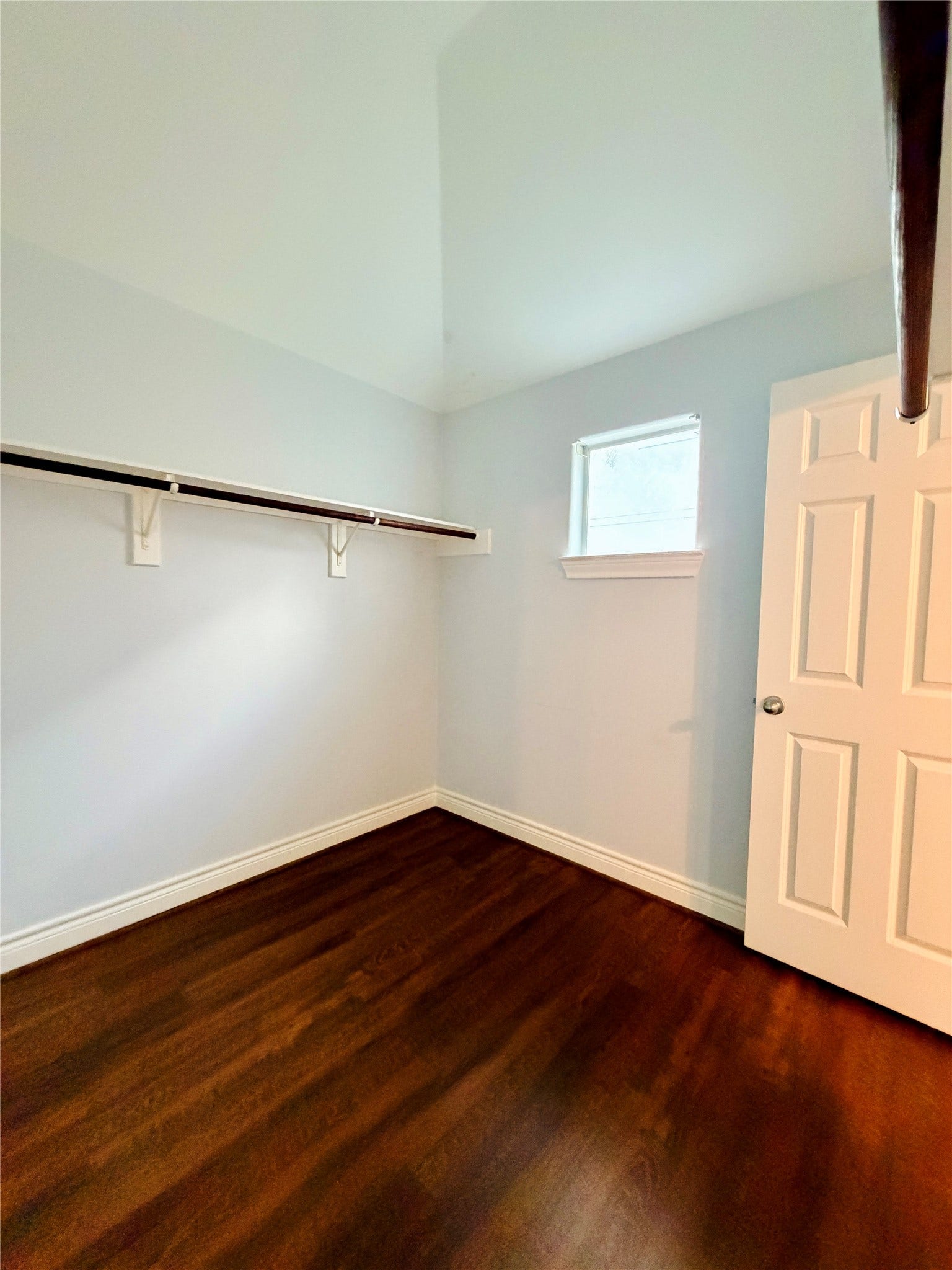 3526 Cline Street, Houston, TX 77020 Second large walk-in closet.