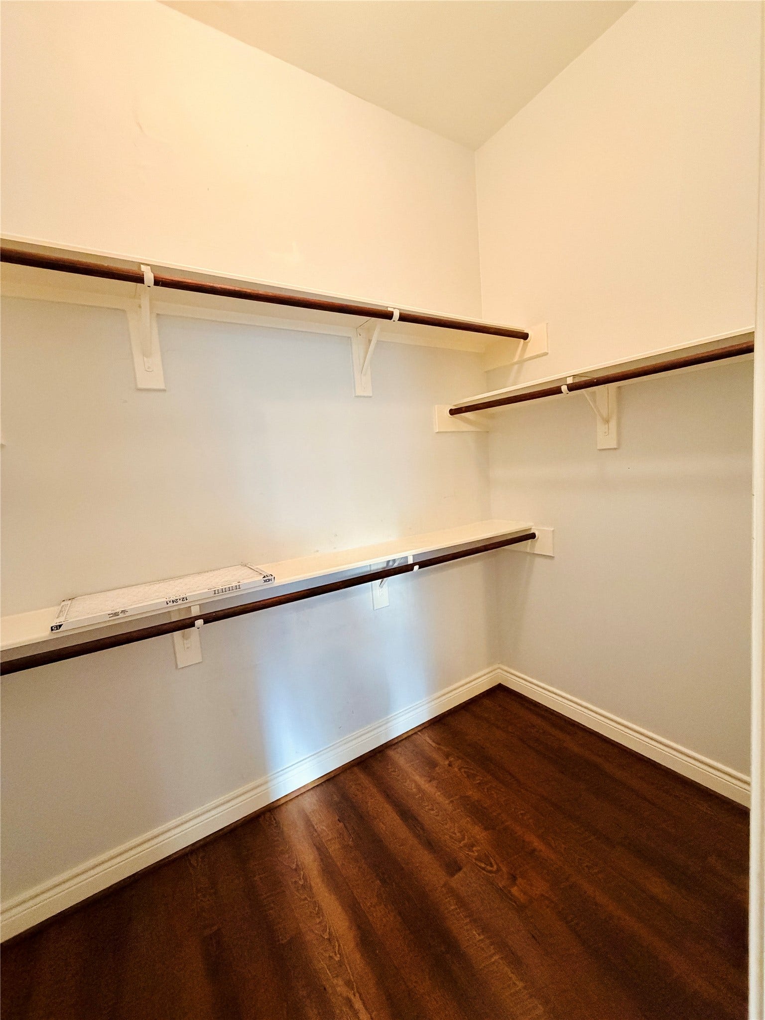3526 Cline Street, Houston, TX 77020 Large walk-in closet in the primary suite.