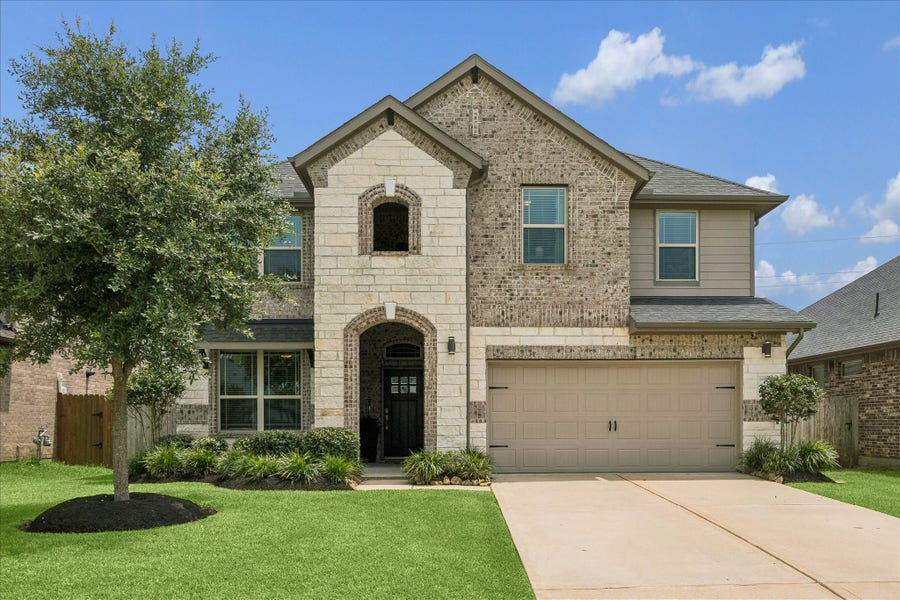 Property photo for 1520 Harvest Vine Court, Friendswood, TX