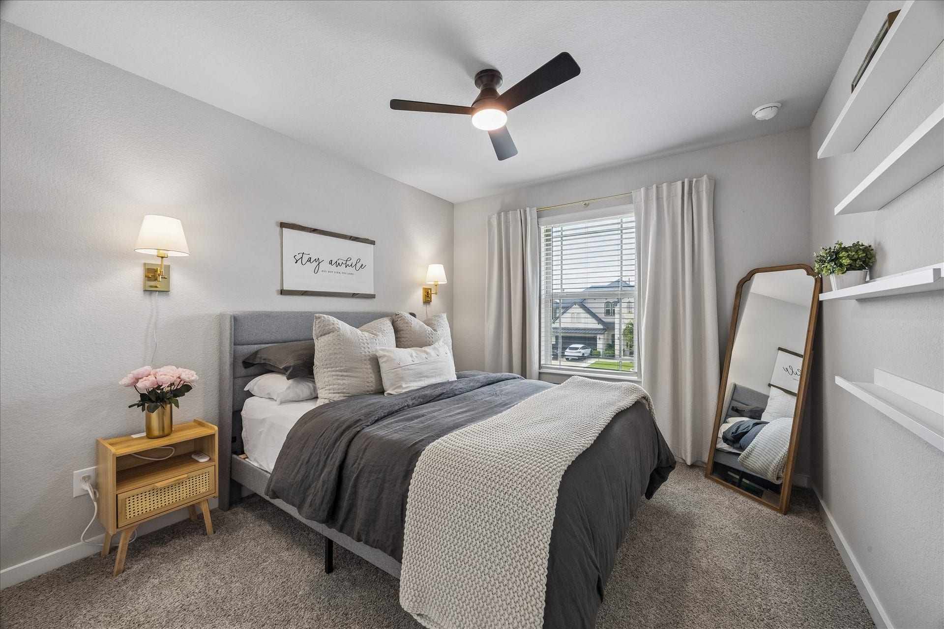 1520 Harvest Vine Court, Friendswood, TX 77546 Secondary bedroom.
