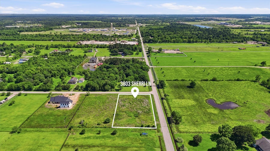 Property photo for 3803 Sherri Ln, Crosby, TX