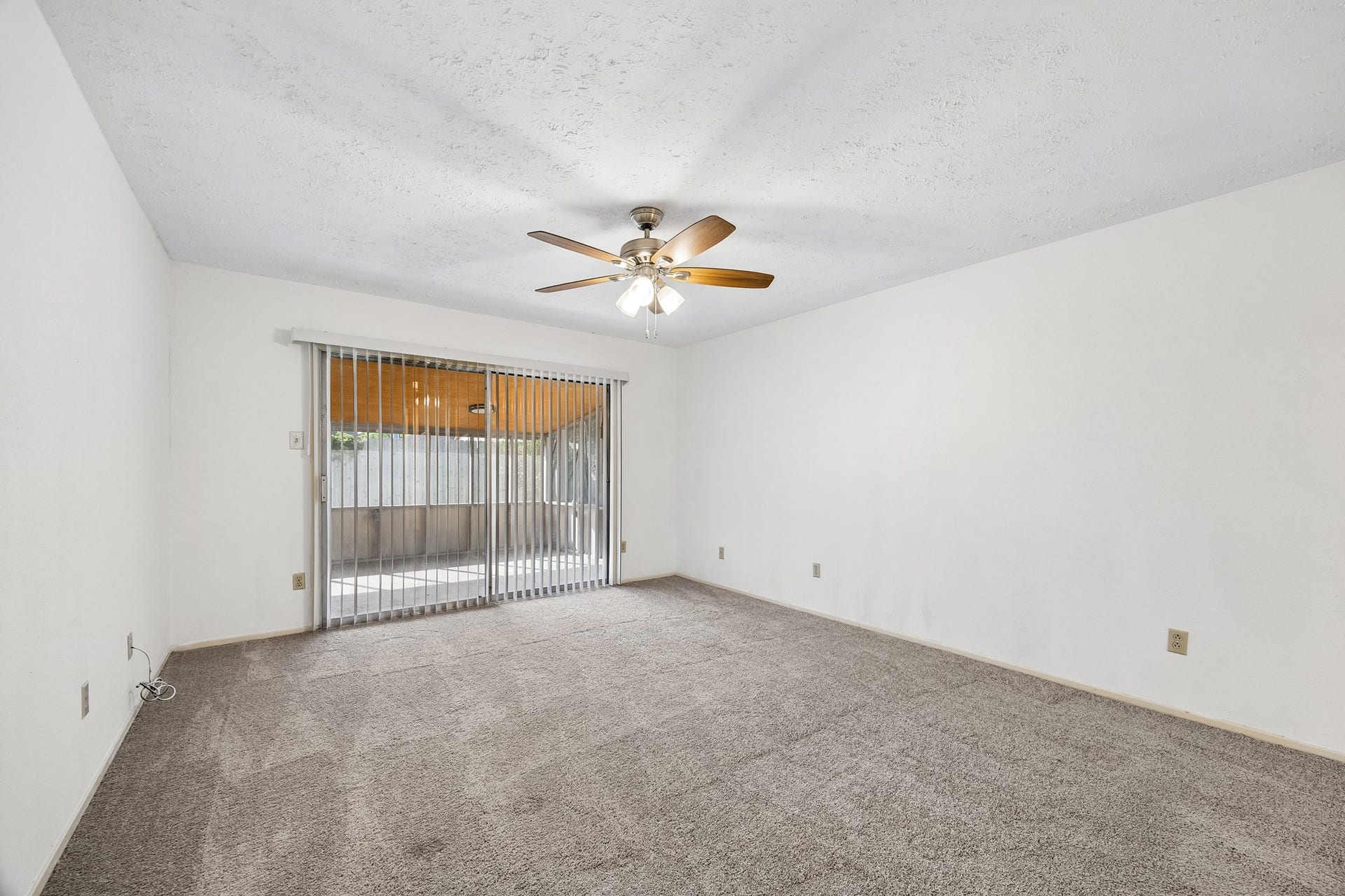 2319 Hampton Road, League City, TX 77573 2319 Hampton Road, League City, TX 77573