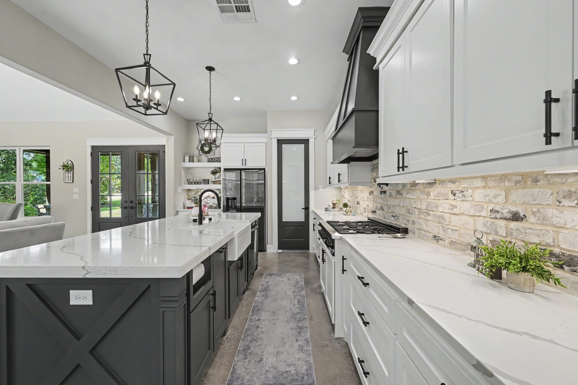 7093 Texas Trace, Montgomery, TX 77316 7093 Texas Trace, Montgomery, TX 77316