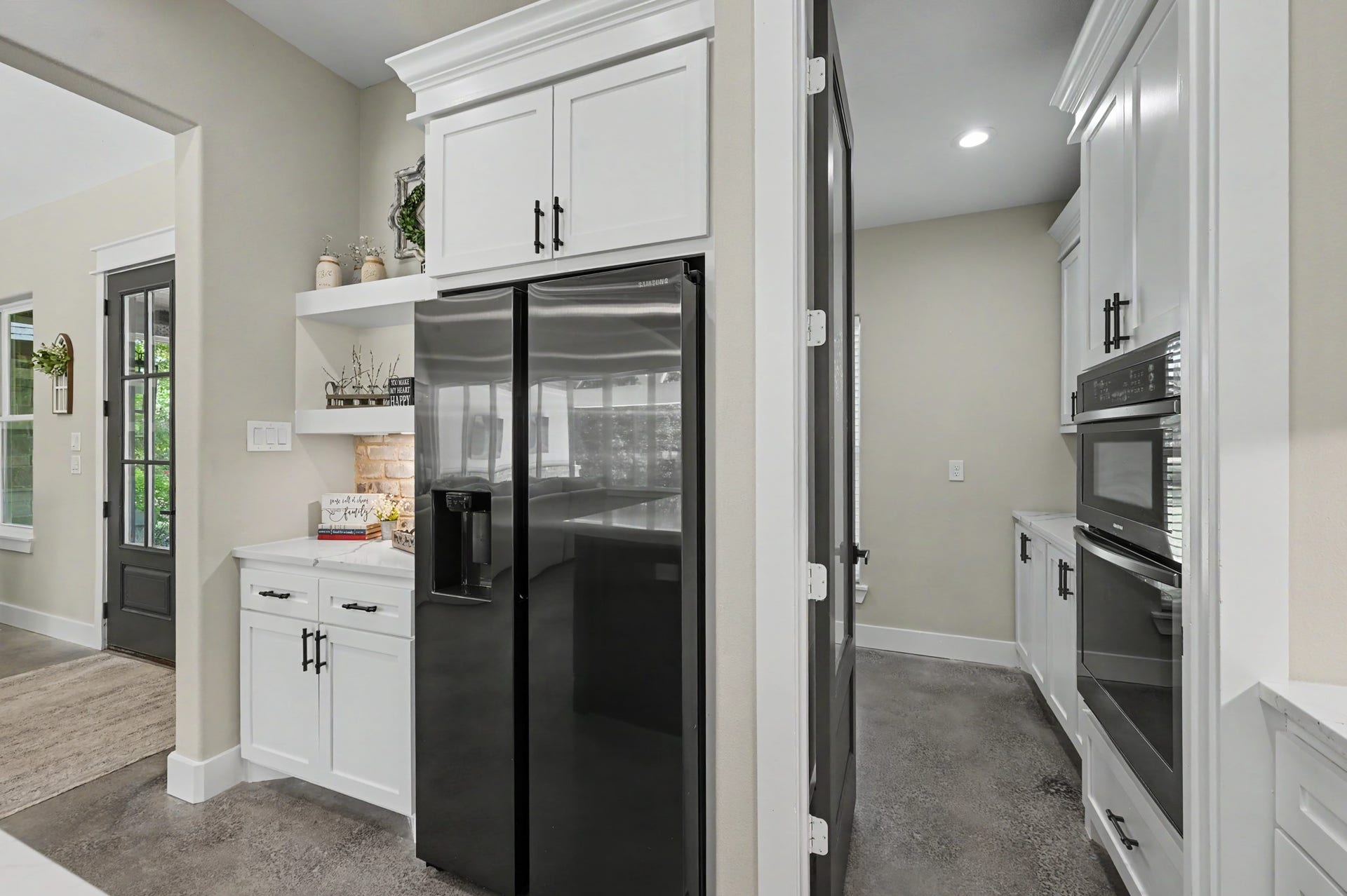 7093 Texas Trace, Montgomery, TX 77316 7093 Texas Trace, Montgomery, TX 77316