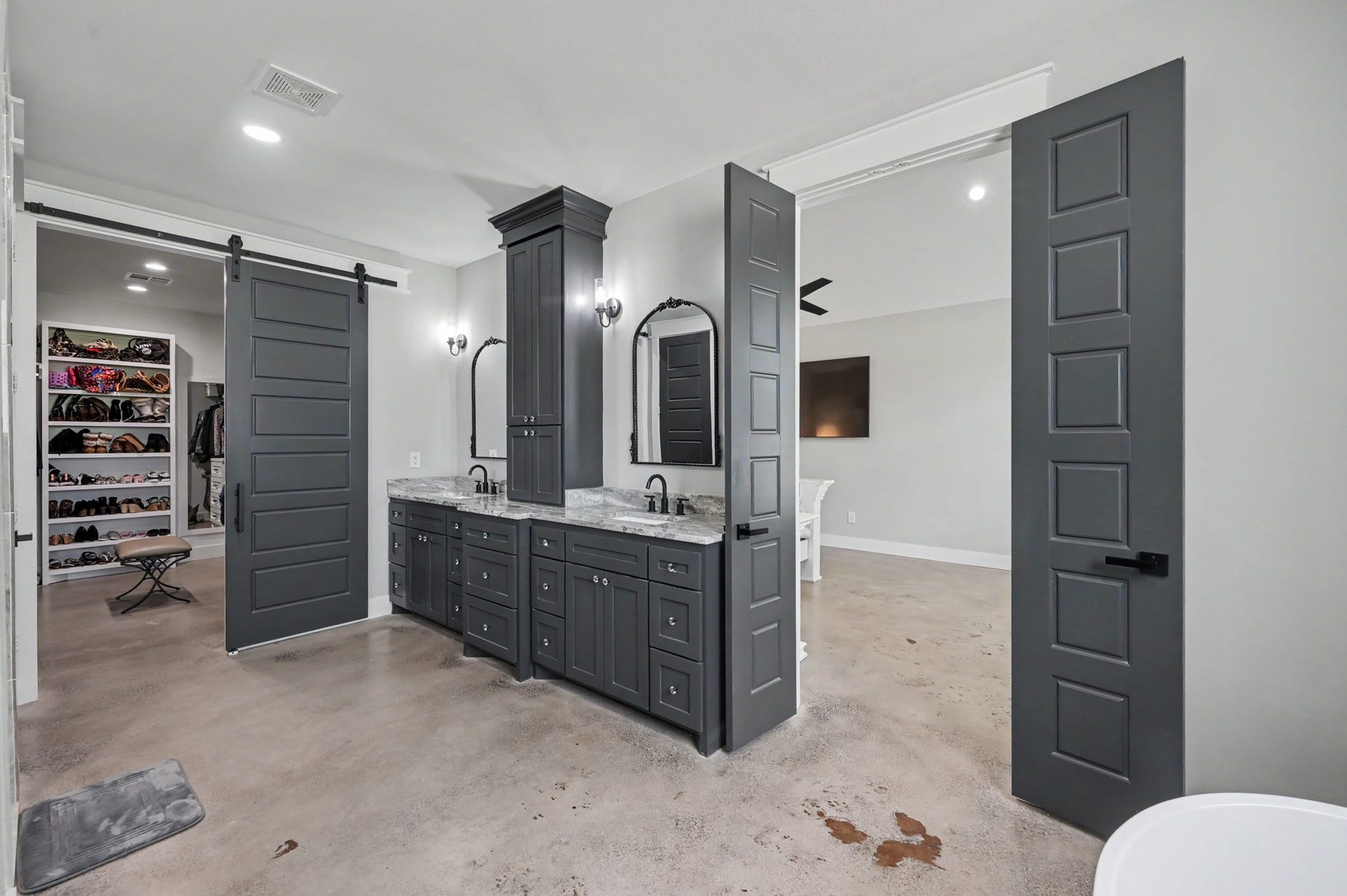 7093 Texas Trace, Montgomery, TX 77316 7093 Texas Trace, Montgomery, TX 77316