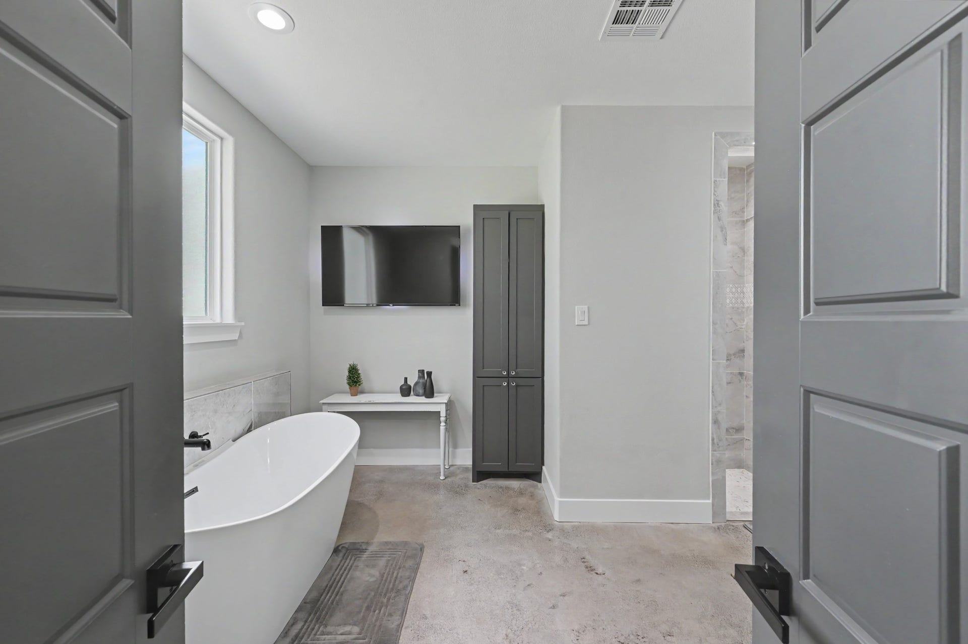 7093 Texas Trace, Montgomery, TX 77316 7093 Texas Trace, Montgomery, TX 77316