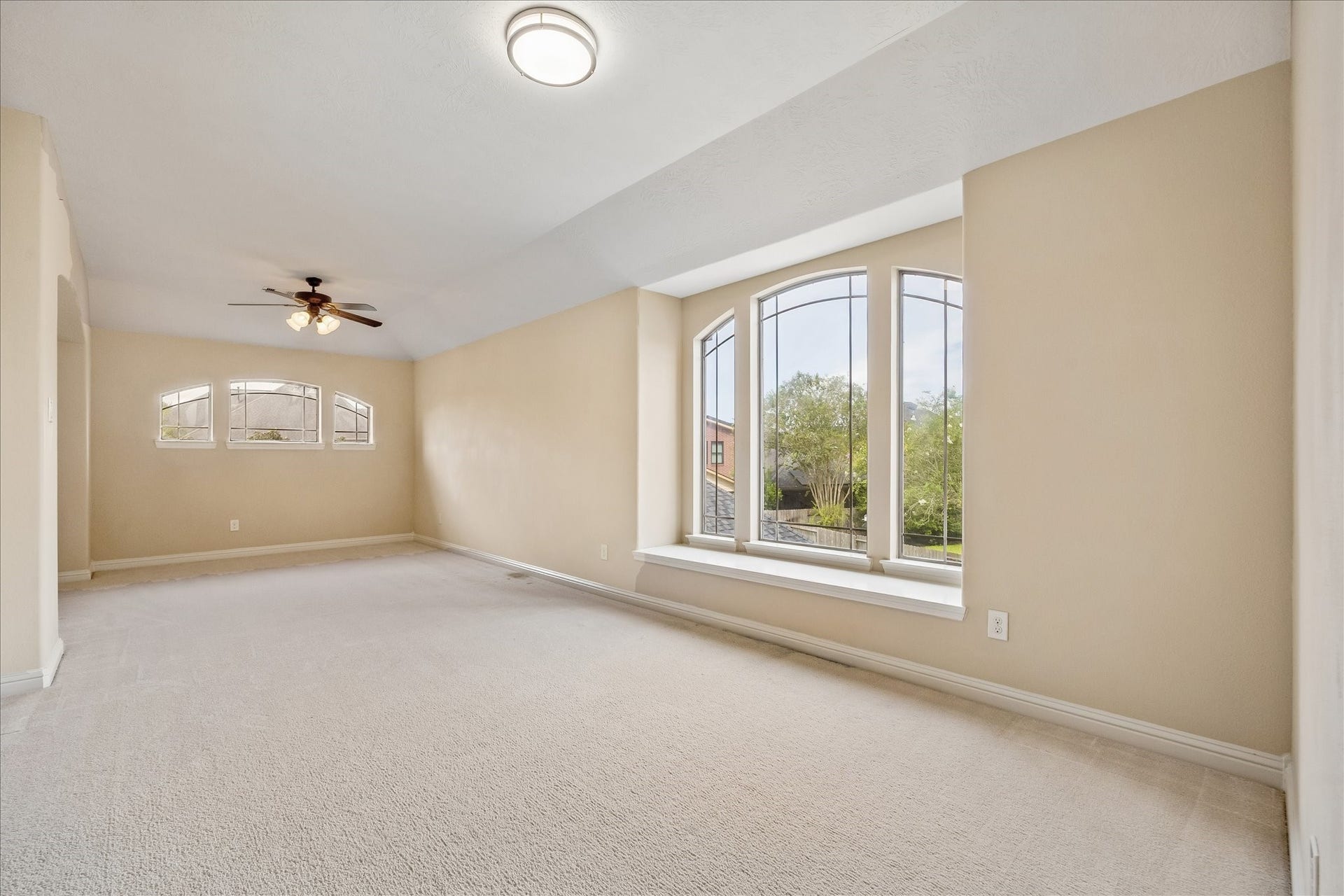 4506 Beacon View Court, Sugar Land, TX 77479 Another view of the huge game room.