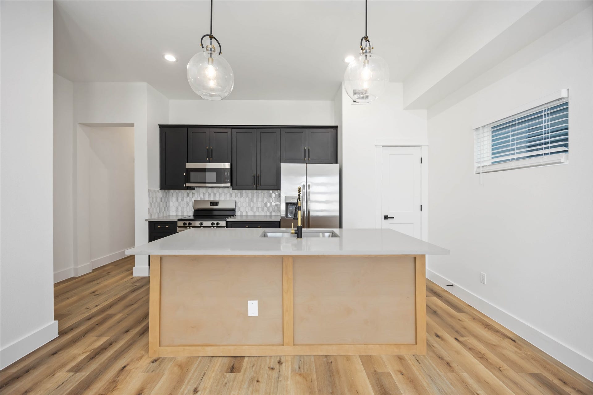 7911 CORA Street, #A-D, Houston, TX 77088 7911 CORA Street, #A-D, Houston, TX 77088