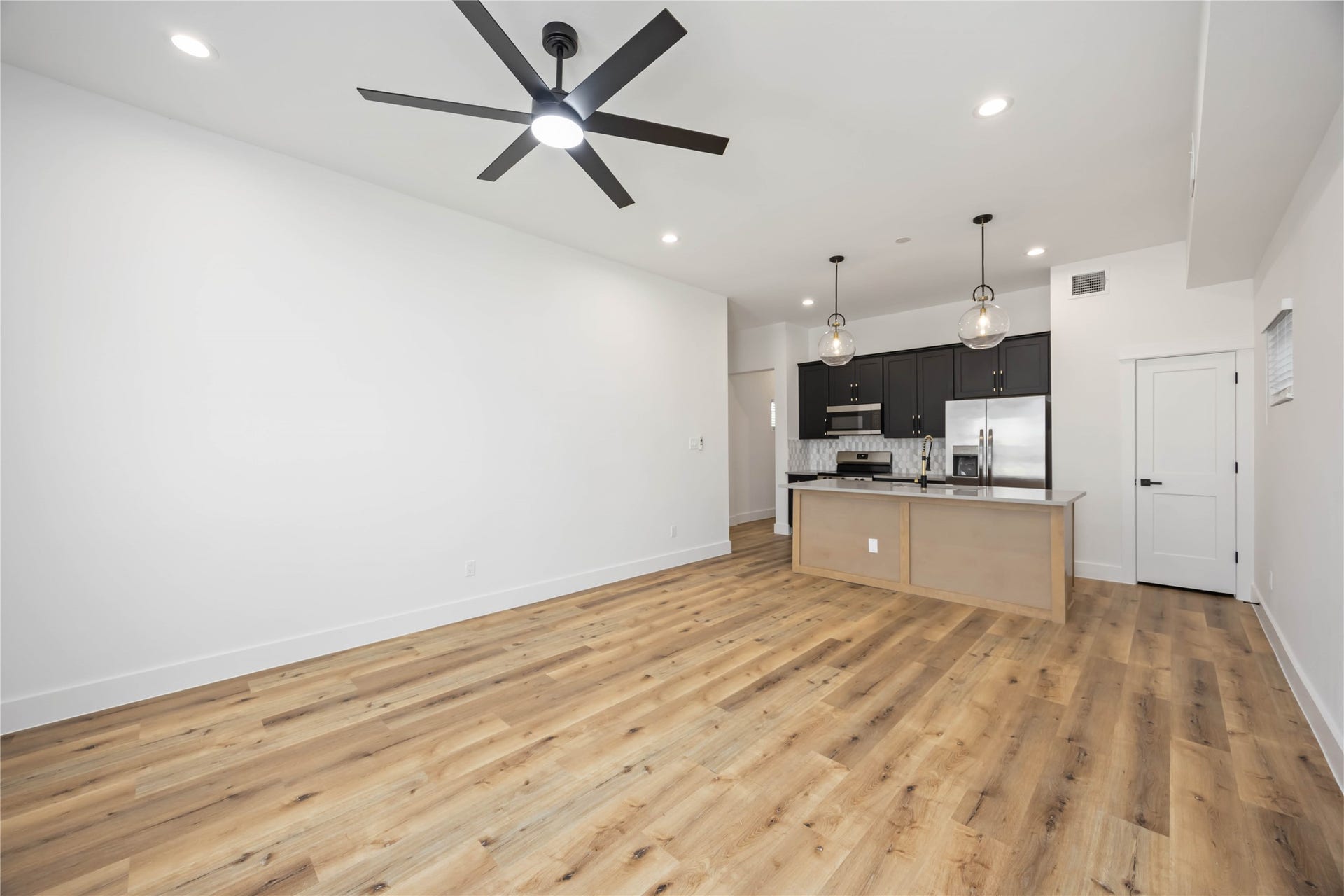 7911 CORA Street, #A-D, Houston, TX 77088 7911 CORA Street, #A-D, Houston, TX 77088