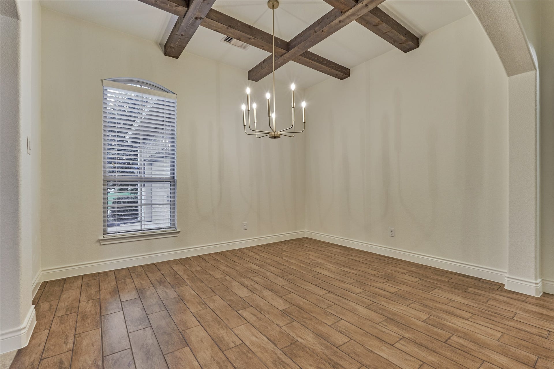 32 Waterford Way, Montgomery, TX 77356 32 Waterford Way, Montgomery, TX 77356
