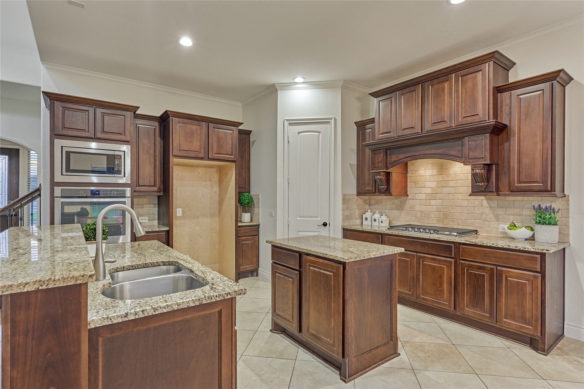 32 Waterford Way, Montgomery, TX 77356 32 Waterford Way, Montgomery, TX 77356
