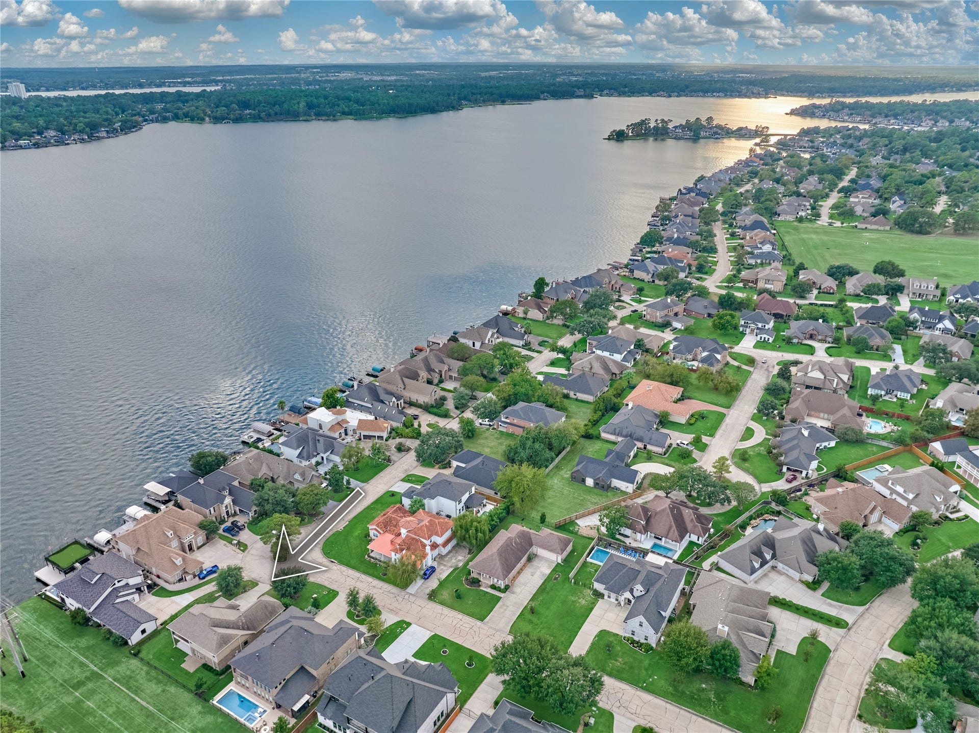 32 Waterford Way, Montgomery, TX 77356 32 Waterford Way, Montgomery, TX 77356