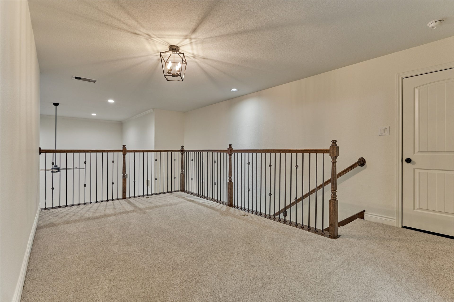 32 Waterford Way, Montgomery, TX 77356 32 Waterford Way, Montgomery, TX 77356