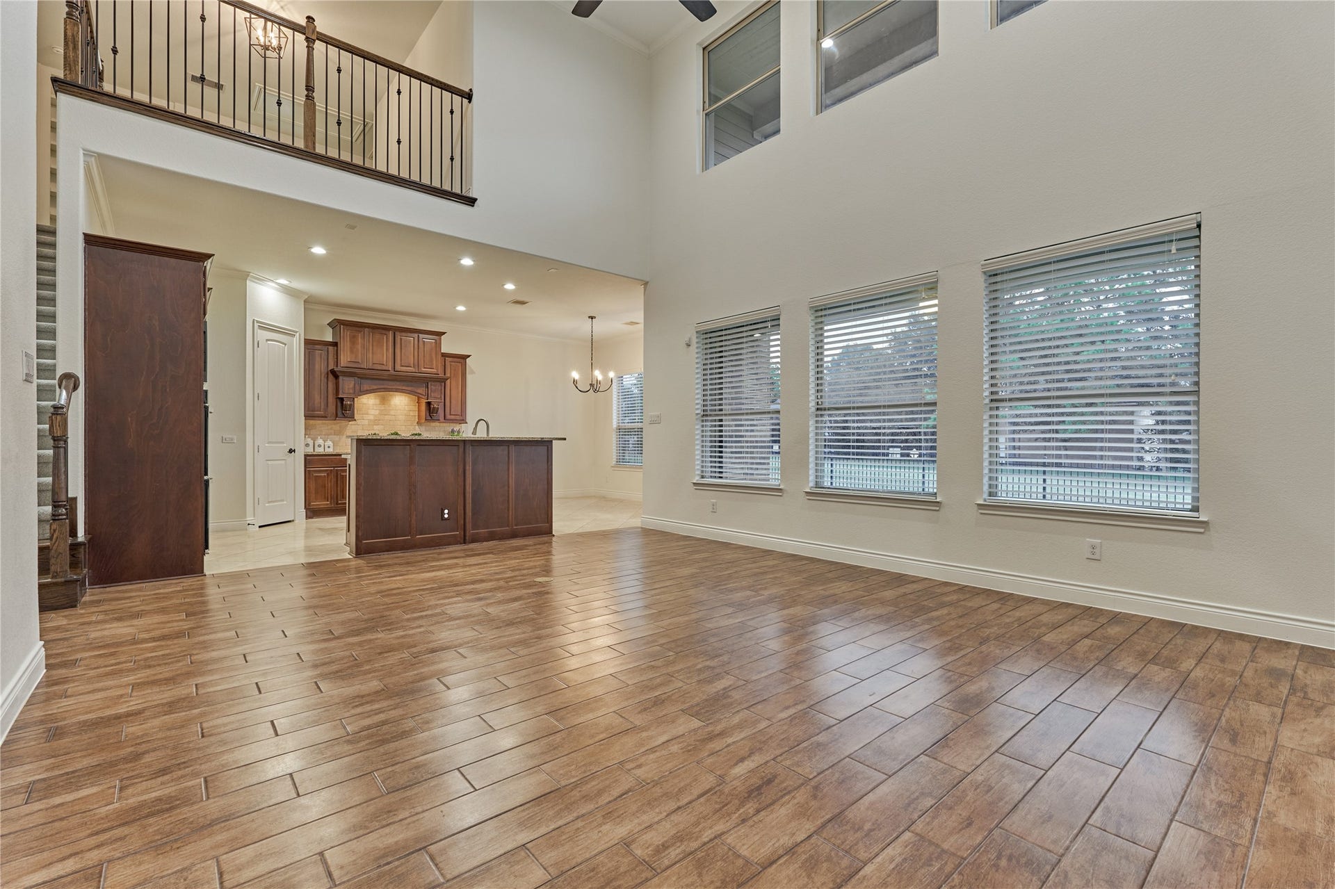 32 Waterford Way, Montgomery, TX 77356 32 Waterford Way, Montgomery, TX 77356