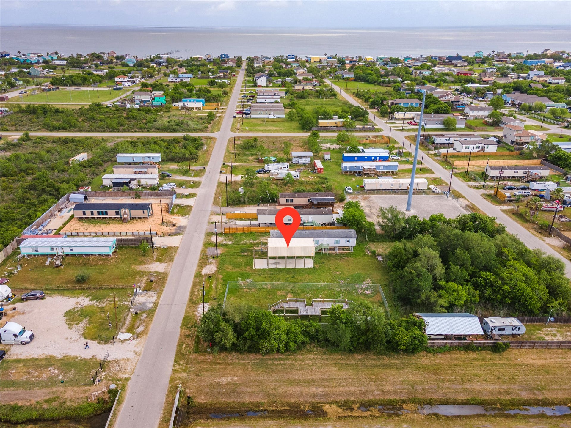 437 16th Street, San Leon, TX 77539 437 16th Street, San Leon, TX 77539