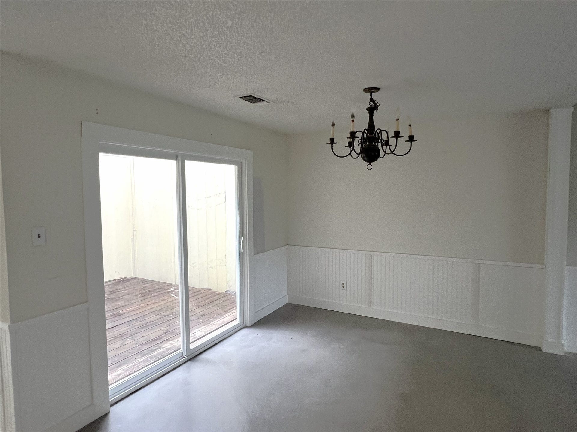 1856 Veranda Drive, West Columbia, TX 77486