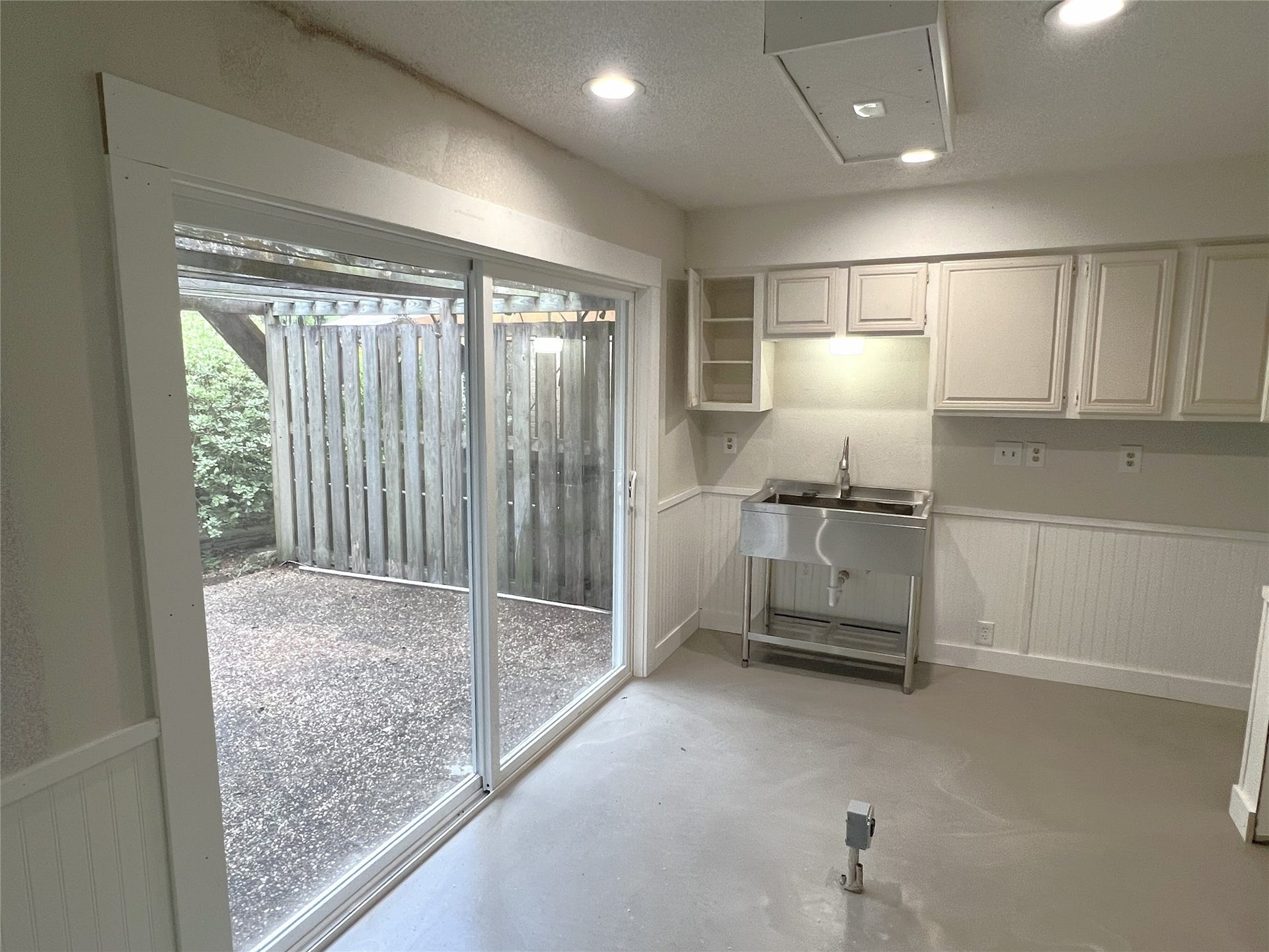 1856 Veranda Drive, West Columbia, TX 77486