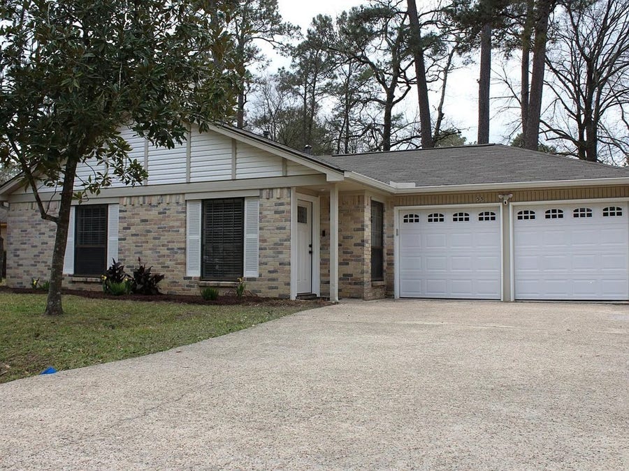 Property photo for 55 E White Willow Circle, Spring, TX