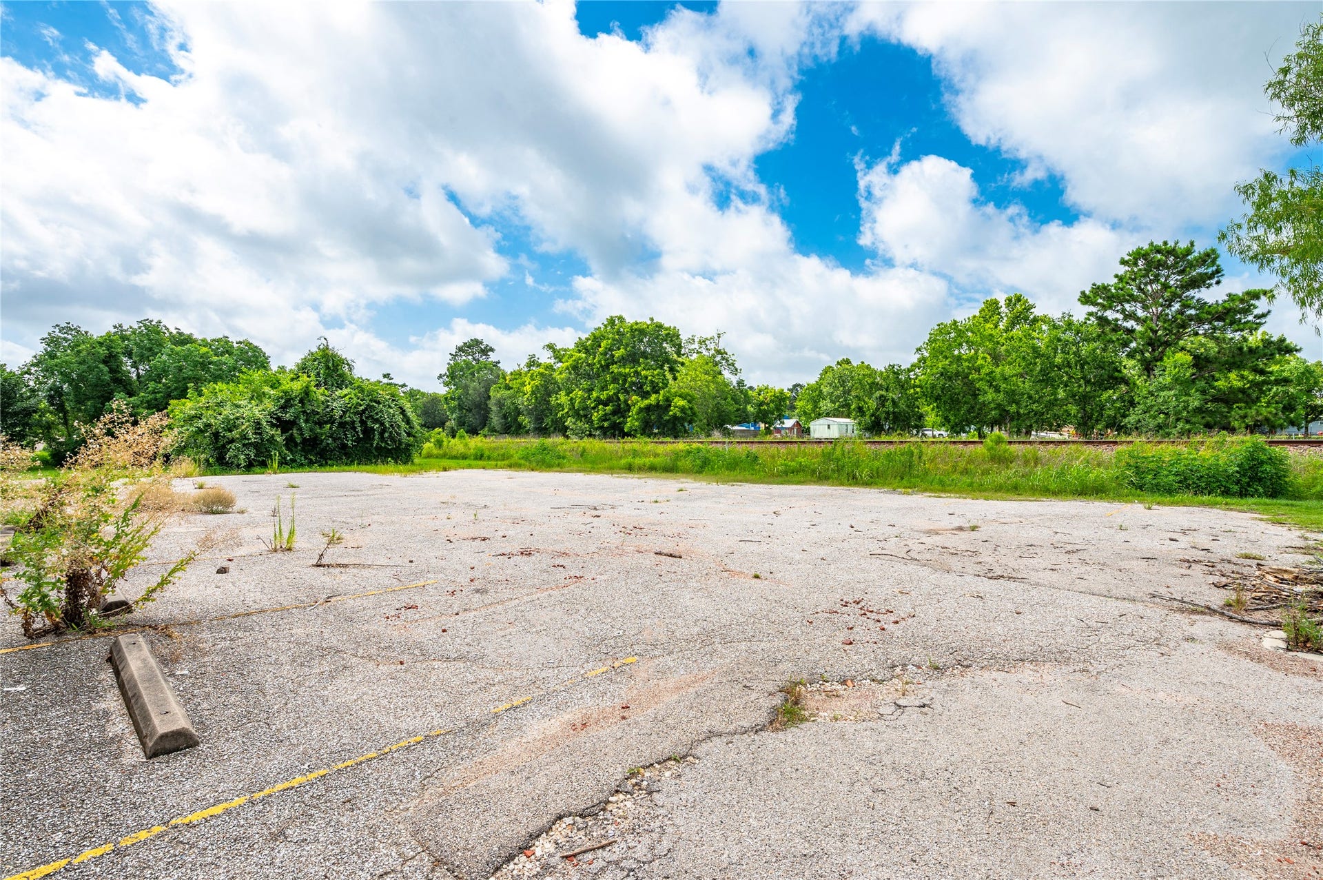 8621 Highway 6, Hitchcock, TX 77563 8621 Highway 6, Hitchcock, TX 77563
