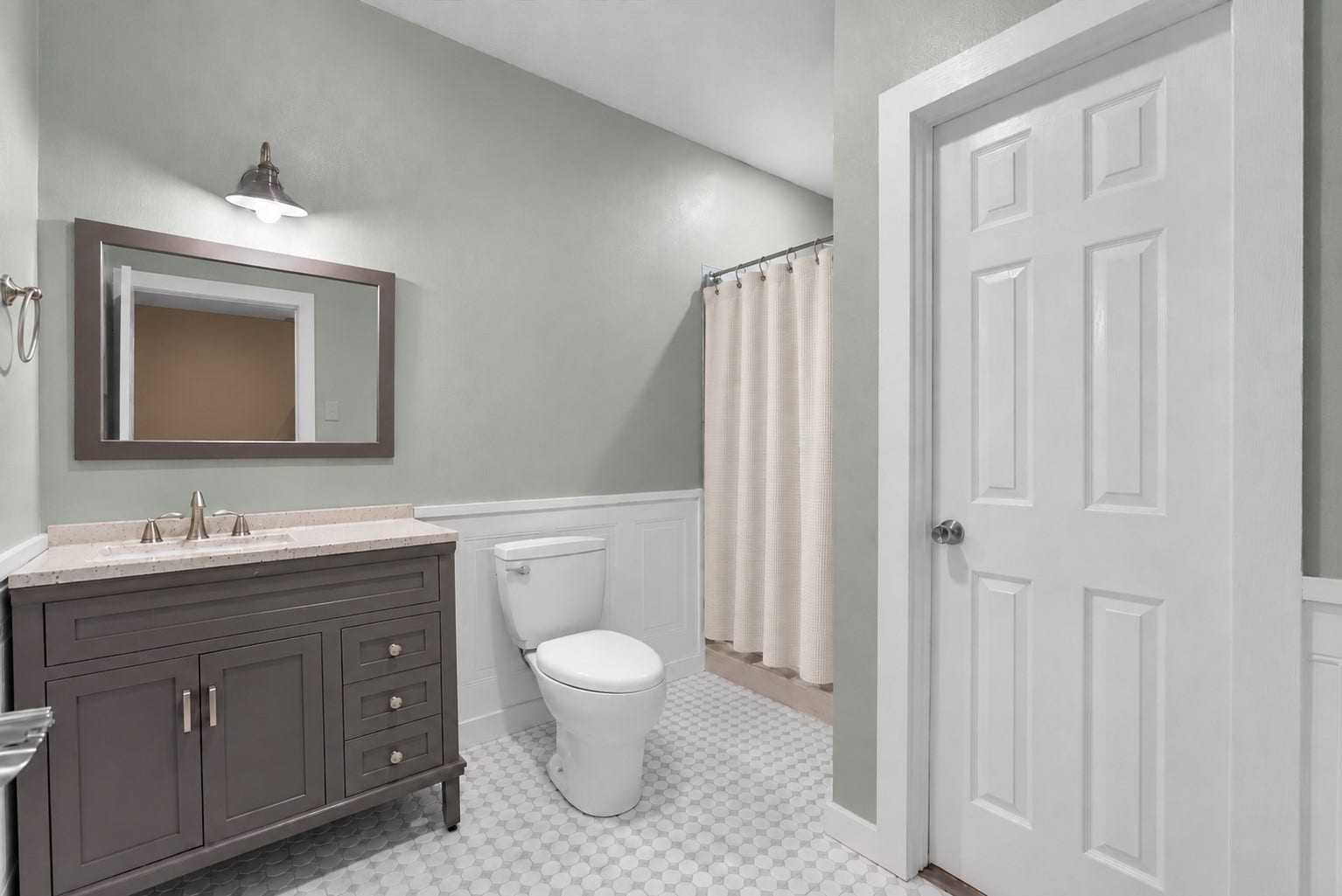 1331 EDWARDS DRIVE, Dickinson, TX 77539 BEDROOM 4. *Virtually Staged.
